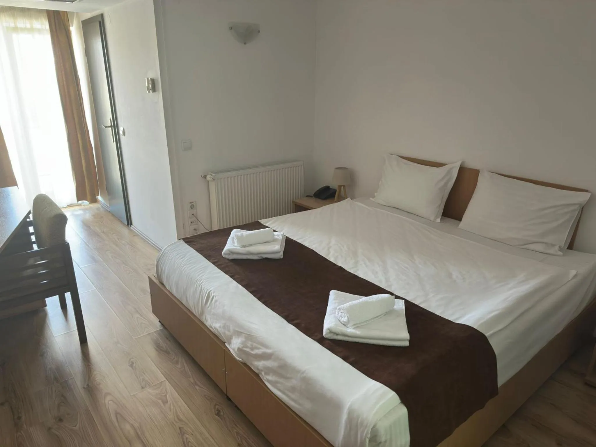 Photo of the whole room, Bed in Hotel Apollo Central