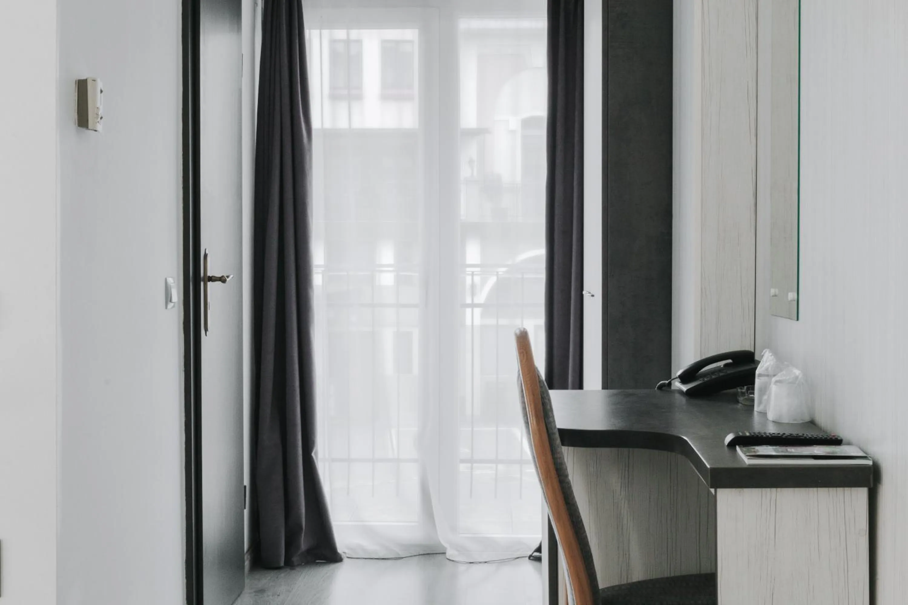 Photo of the whole room in Hotel Apollo Central