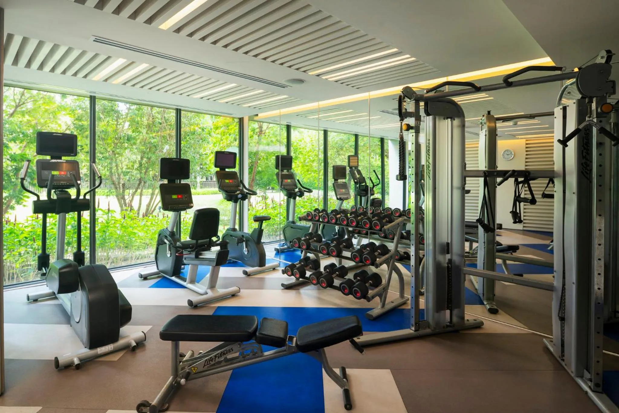 Fitness centre/facilities in OZO Phuket