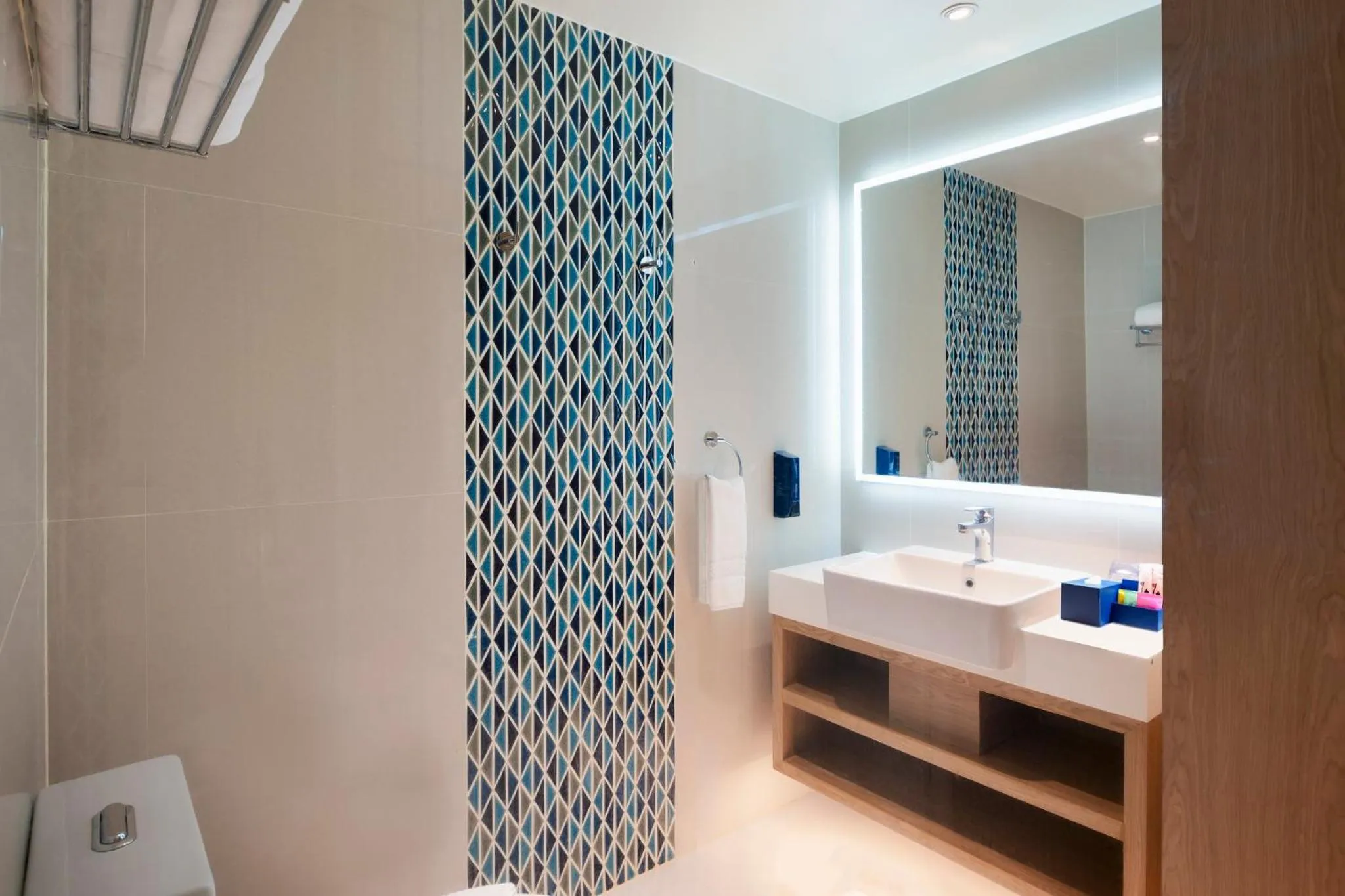 Photo of the whole room, Bed in OZO Phuket