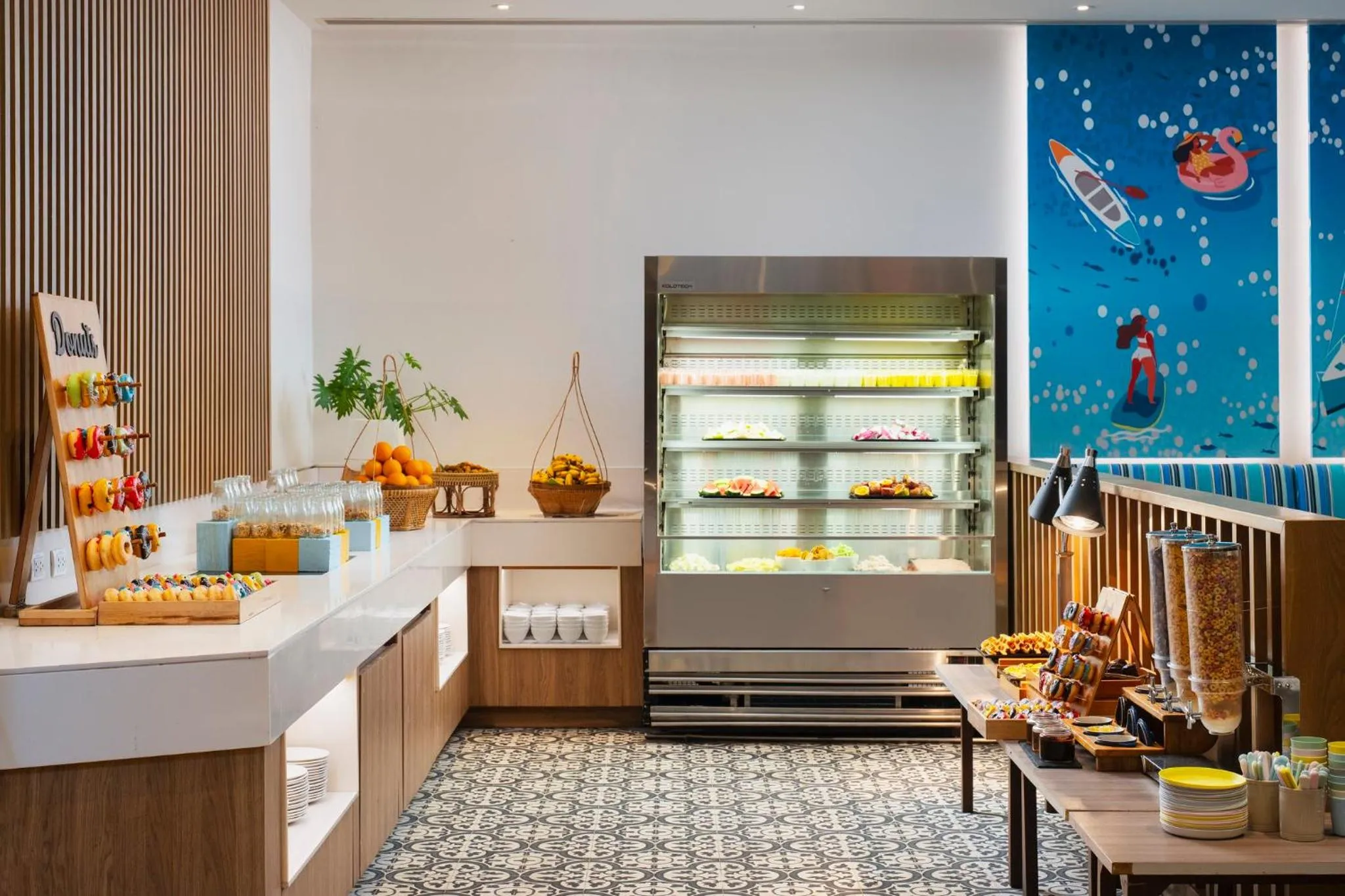 Restaurant/places to eat in OZO Phuket