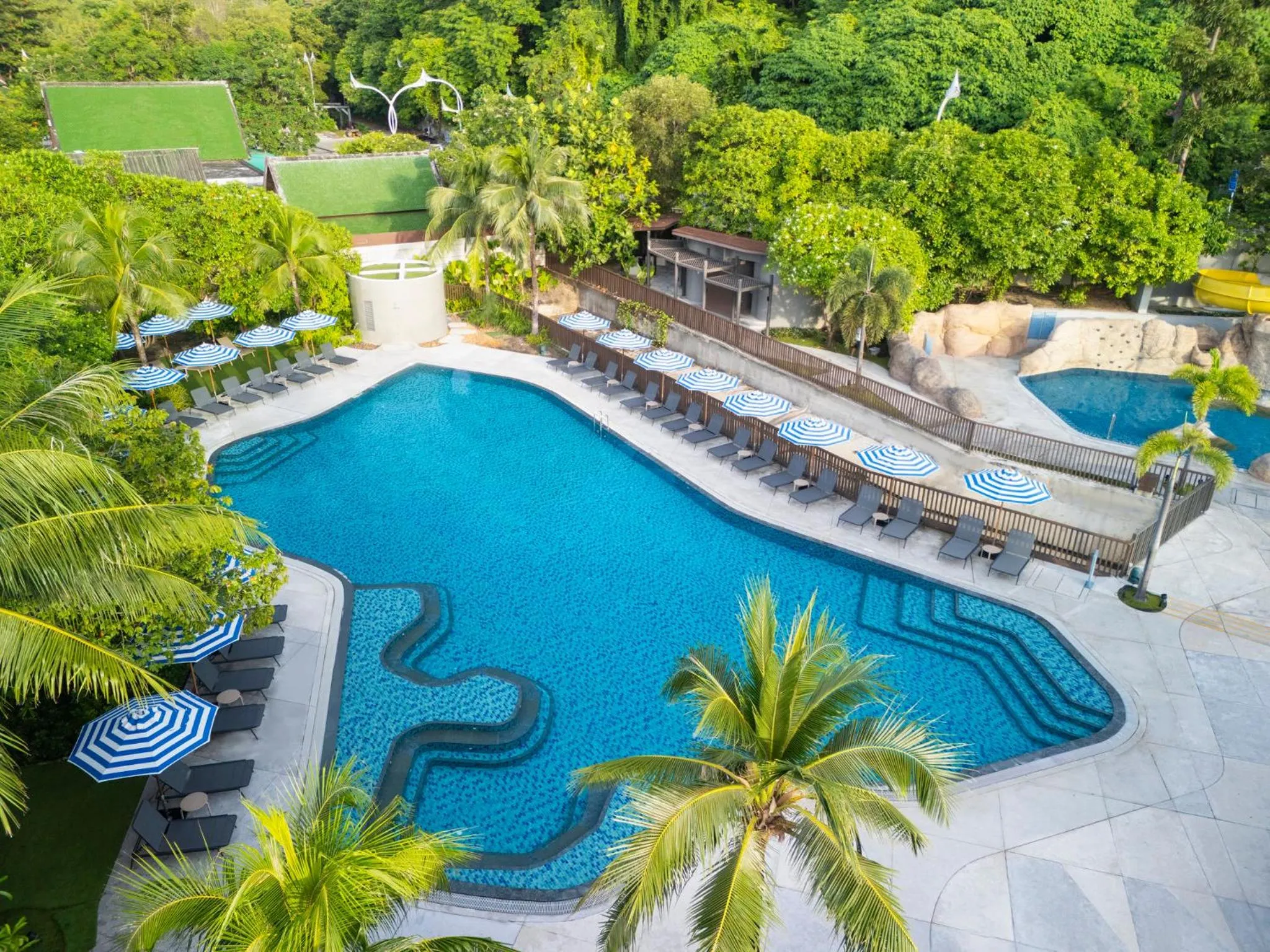 Fitness centre/facilities in OZO Phuket