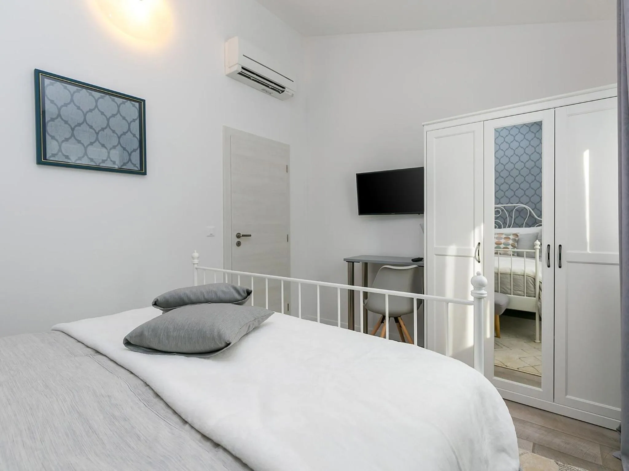 Bed in Holiday Dream
