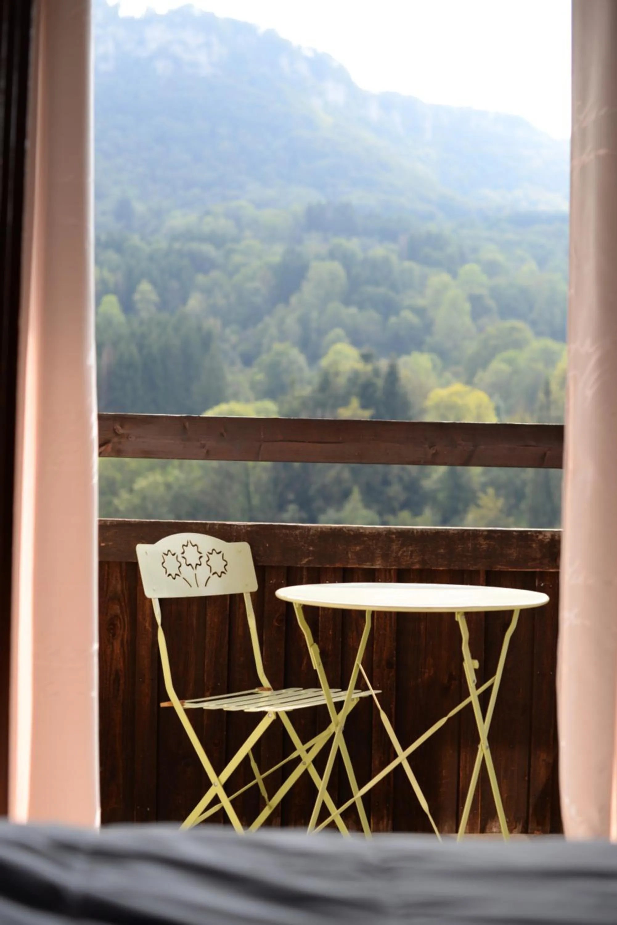 Mountain view in La Cascade