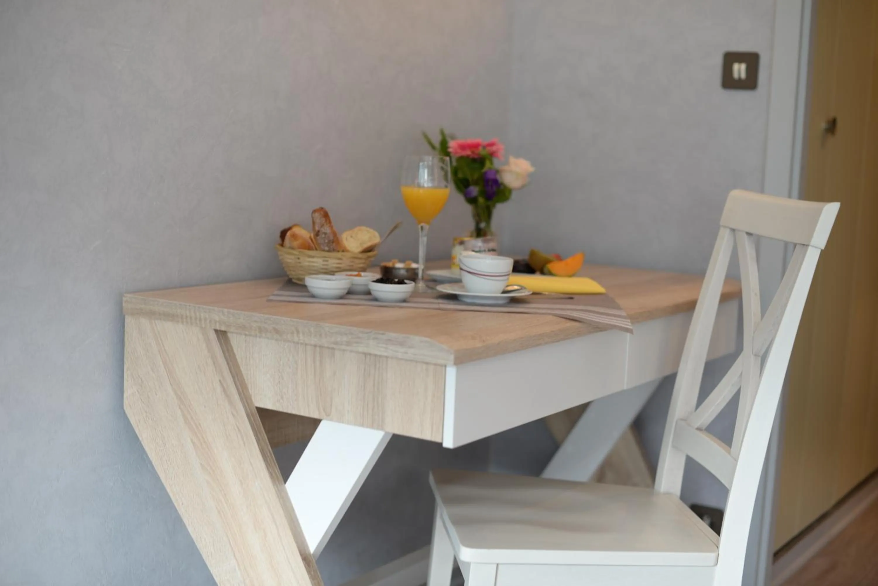 Dining area in La Cascade