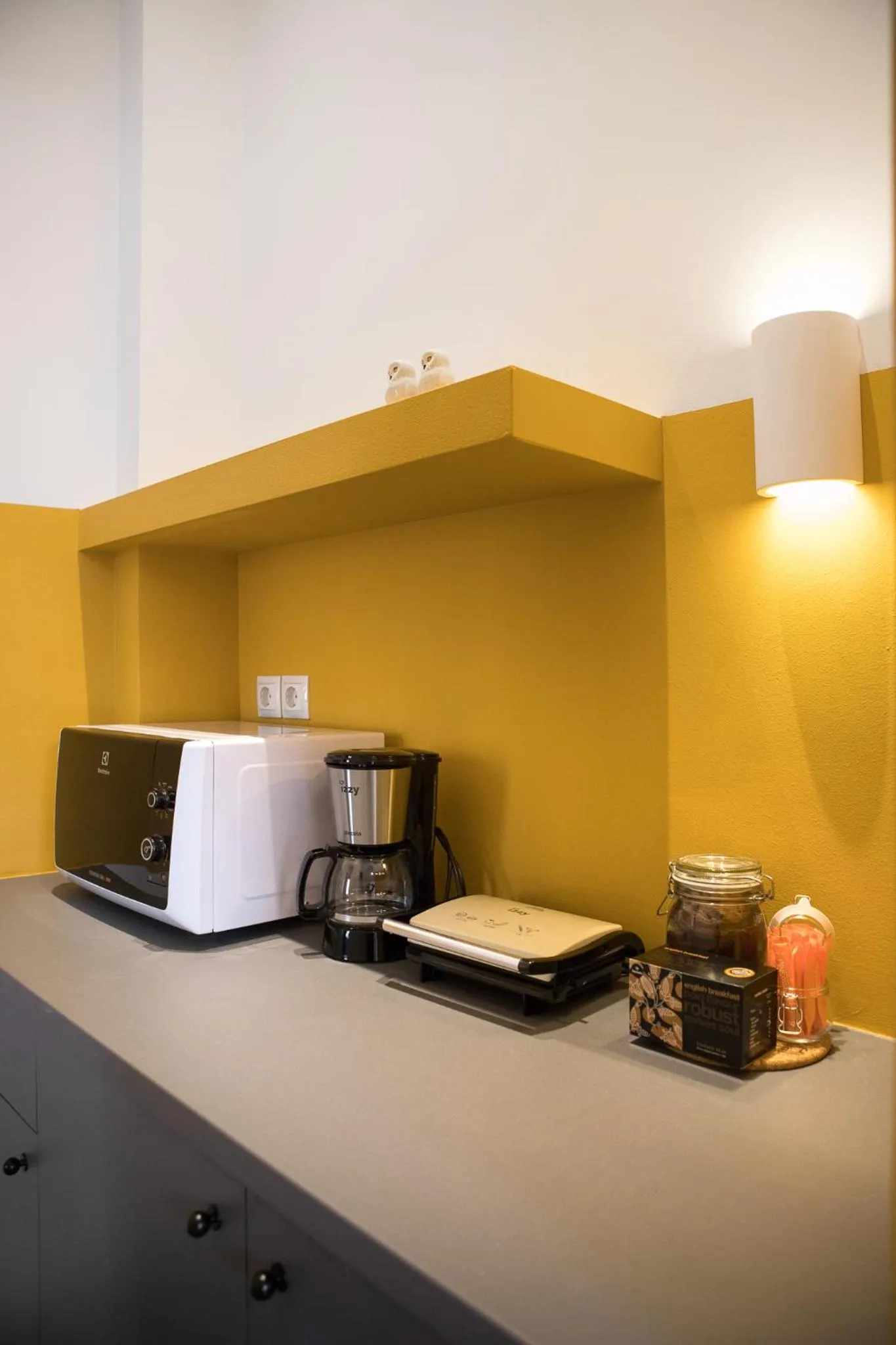 Coffee/tea facilities in K8 Athens