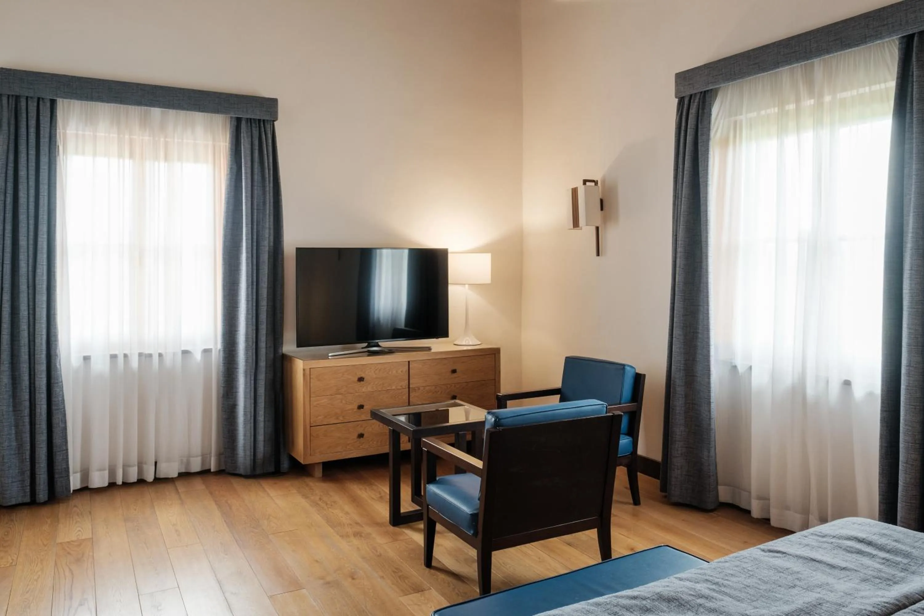 TV and multimedia, Bed in Villa Tolomei Hotel & Resort