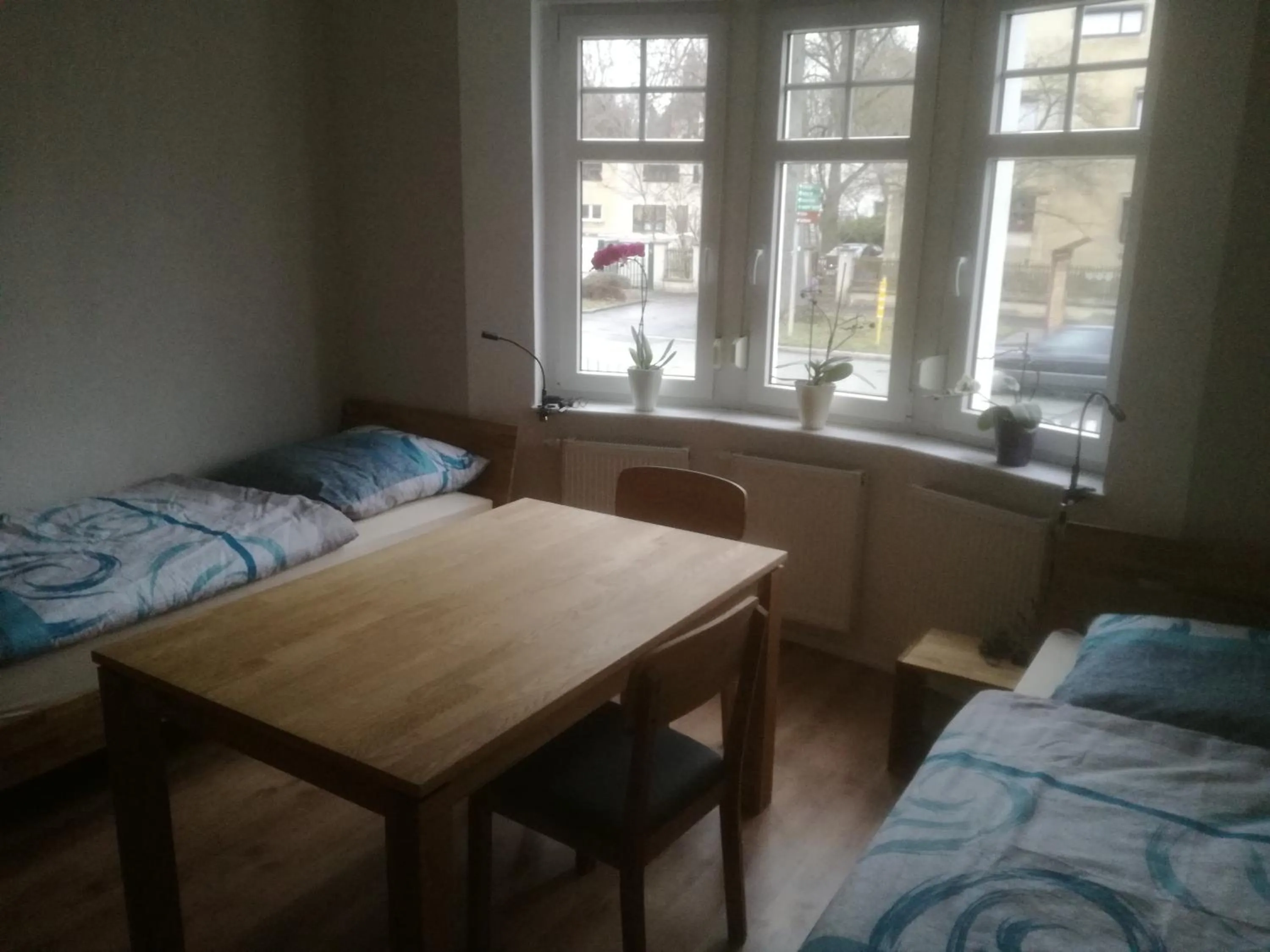 Photo of the whole room, Bed in Auestraße 94A