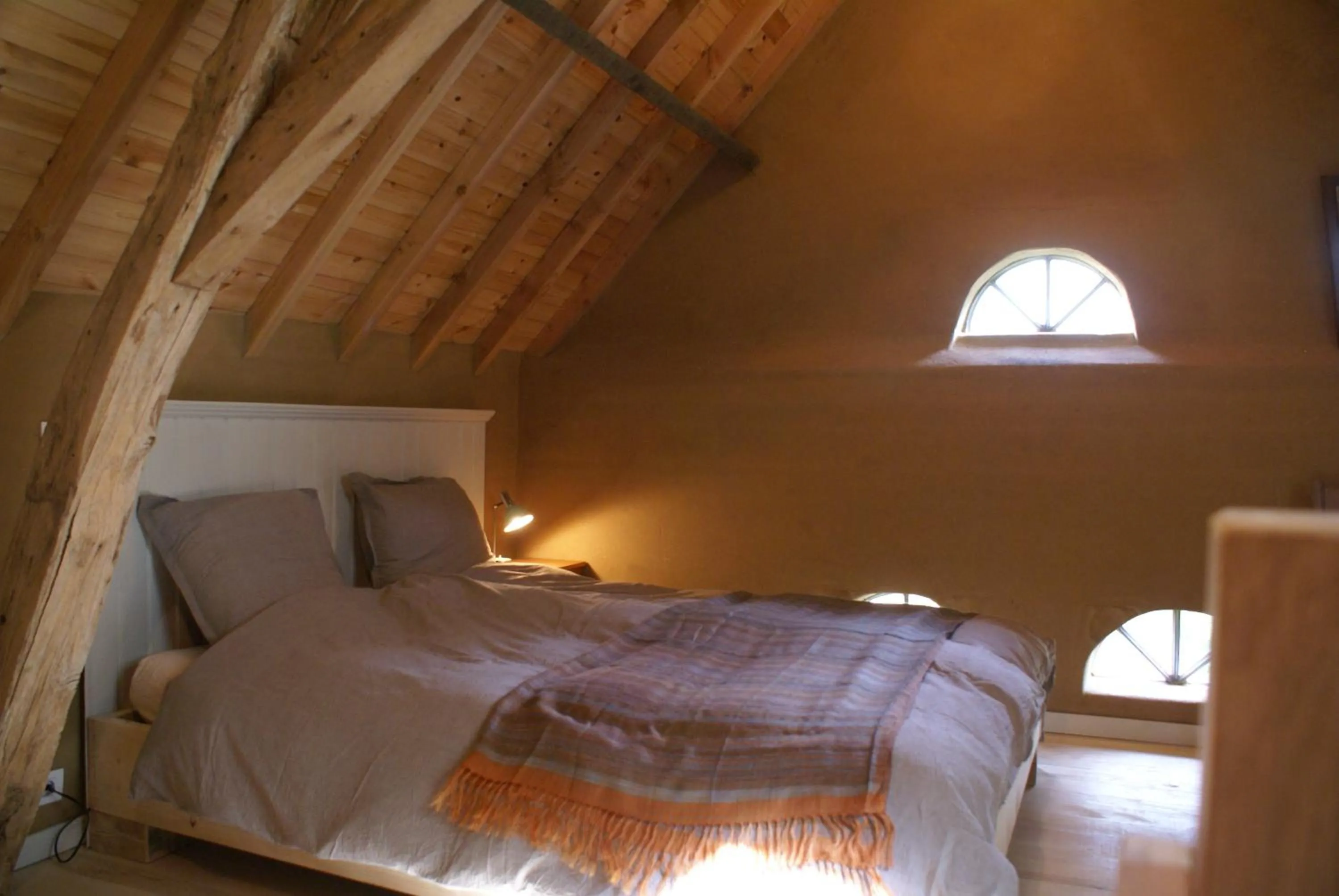 Bed in B&B De Metstermolen