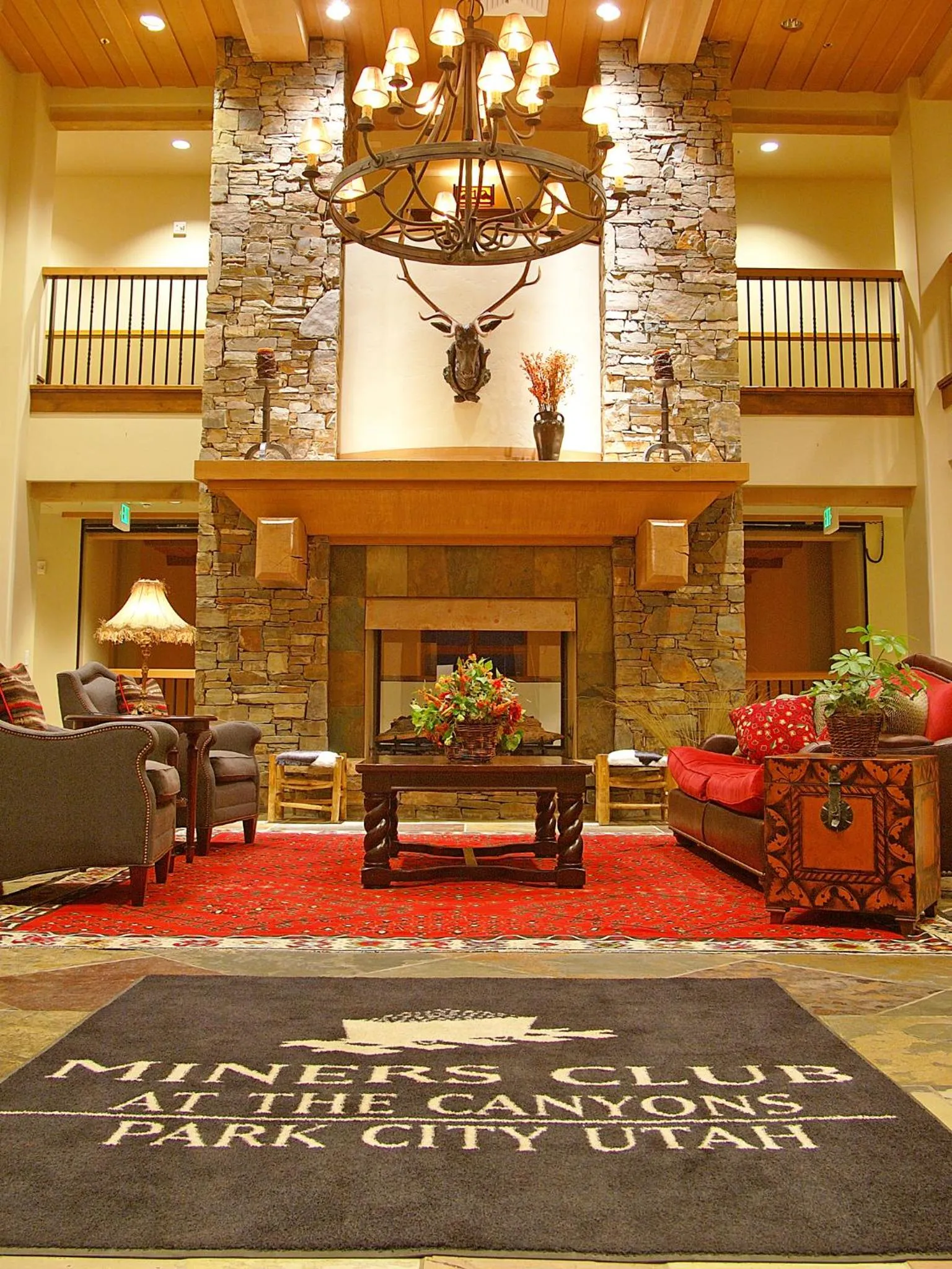 Lobby or reception in Raintree's The Miners Club Park City