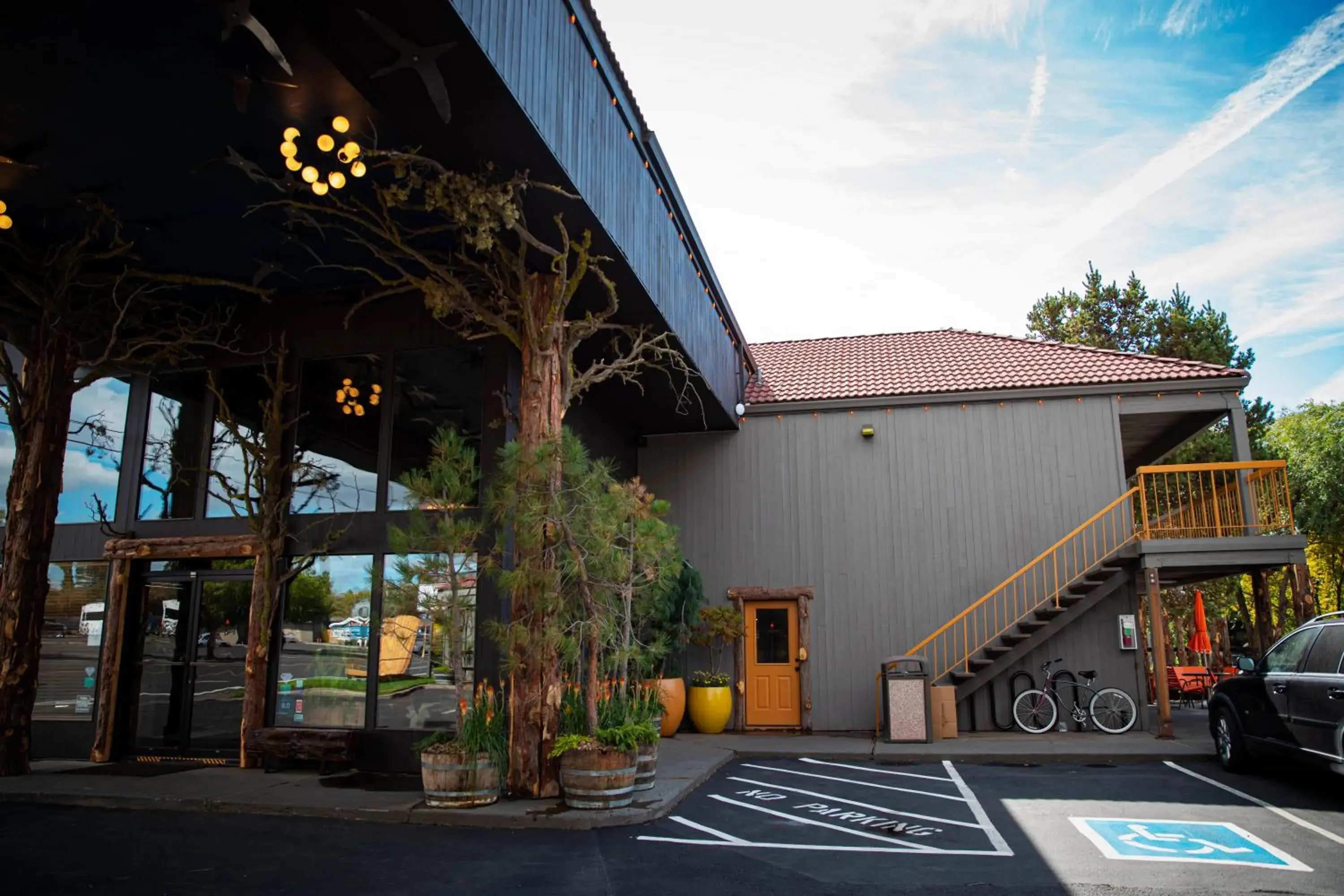 Facade/entrance in Campfire Hotel Facade/entrance in Campfire Hotel