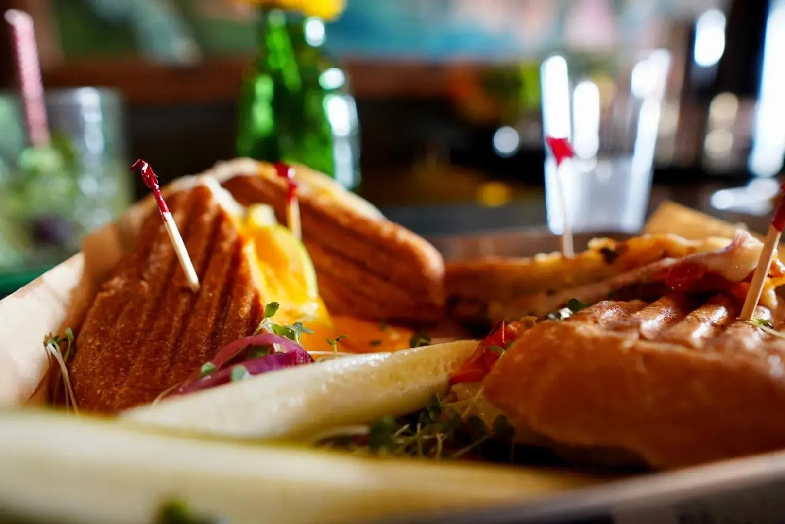 Restaurant/places to eat in Campfire Hotel Restaurant/places to eat in Campfire Hotel