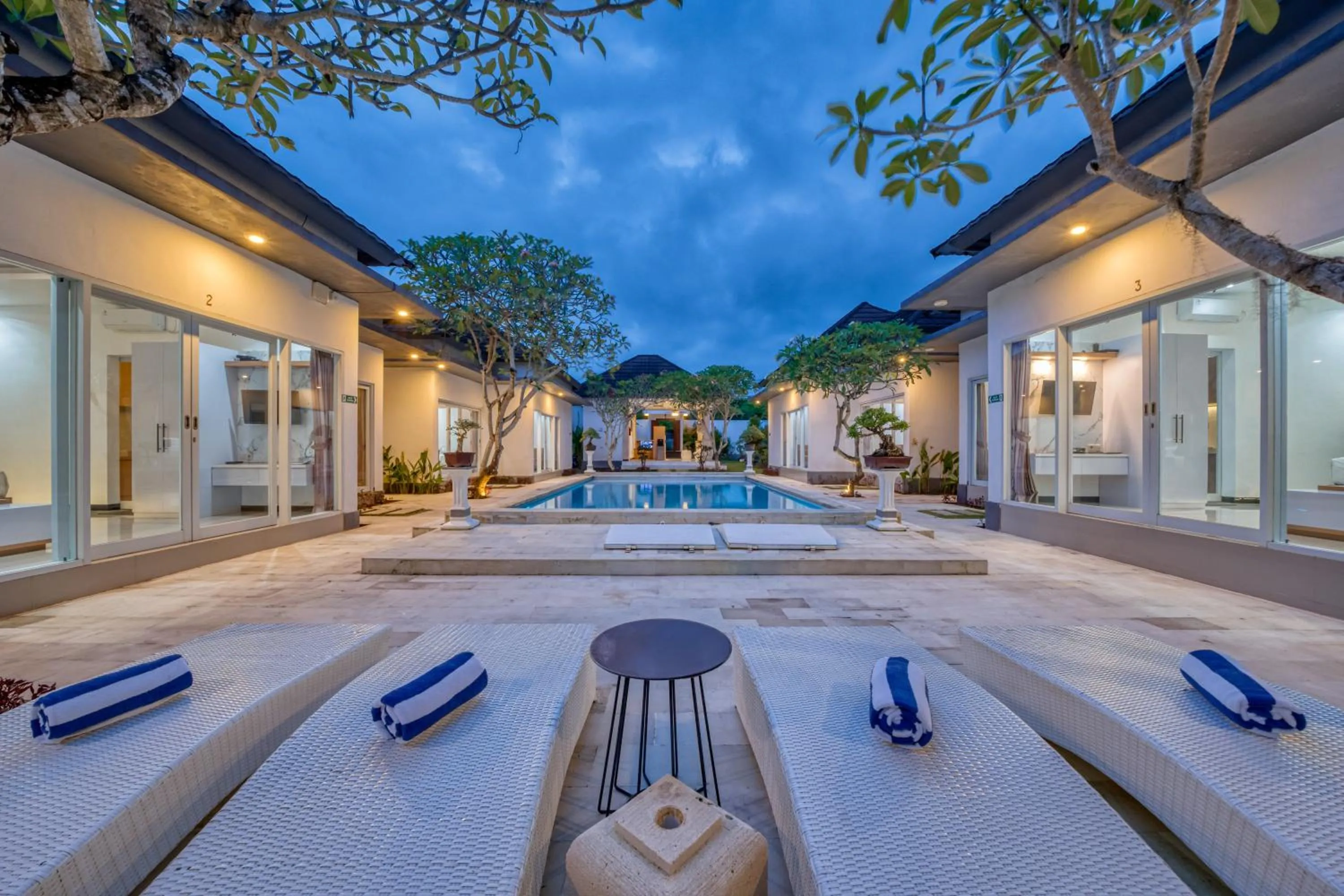 Night in Cipta Hotel Uluwatu