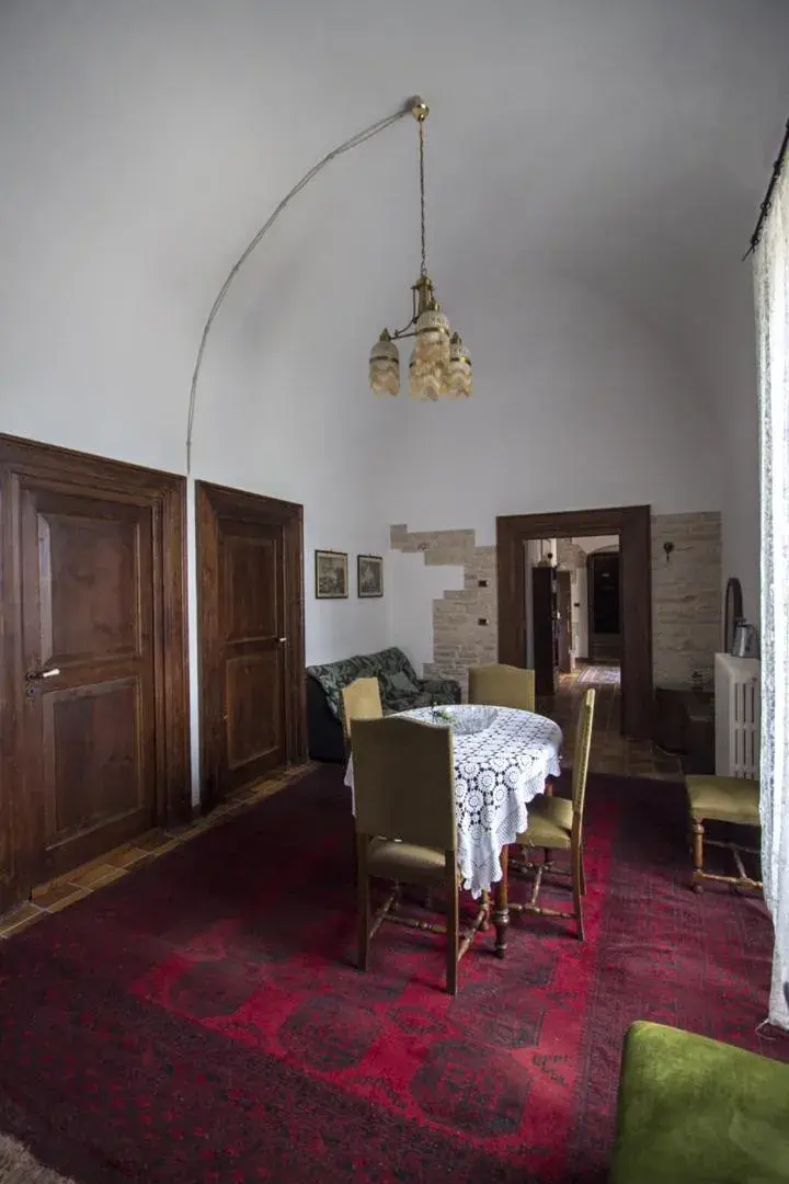 MASSERIA CITULO Il Pino grande MASSERIA CITULO Il Pino grande