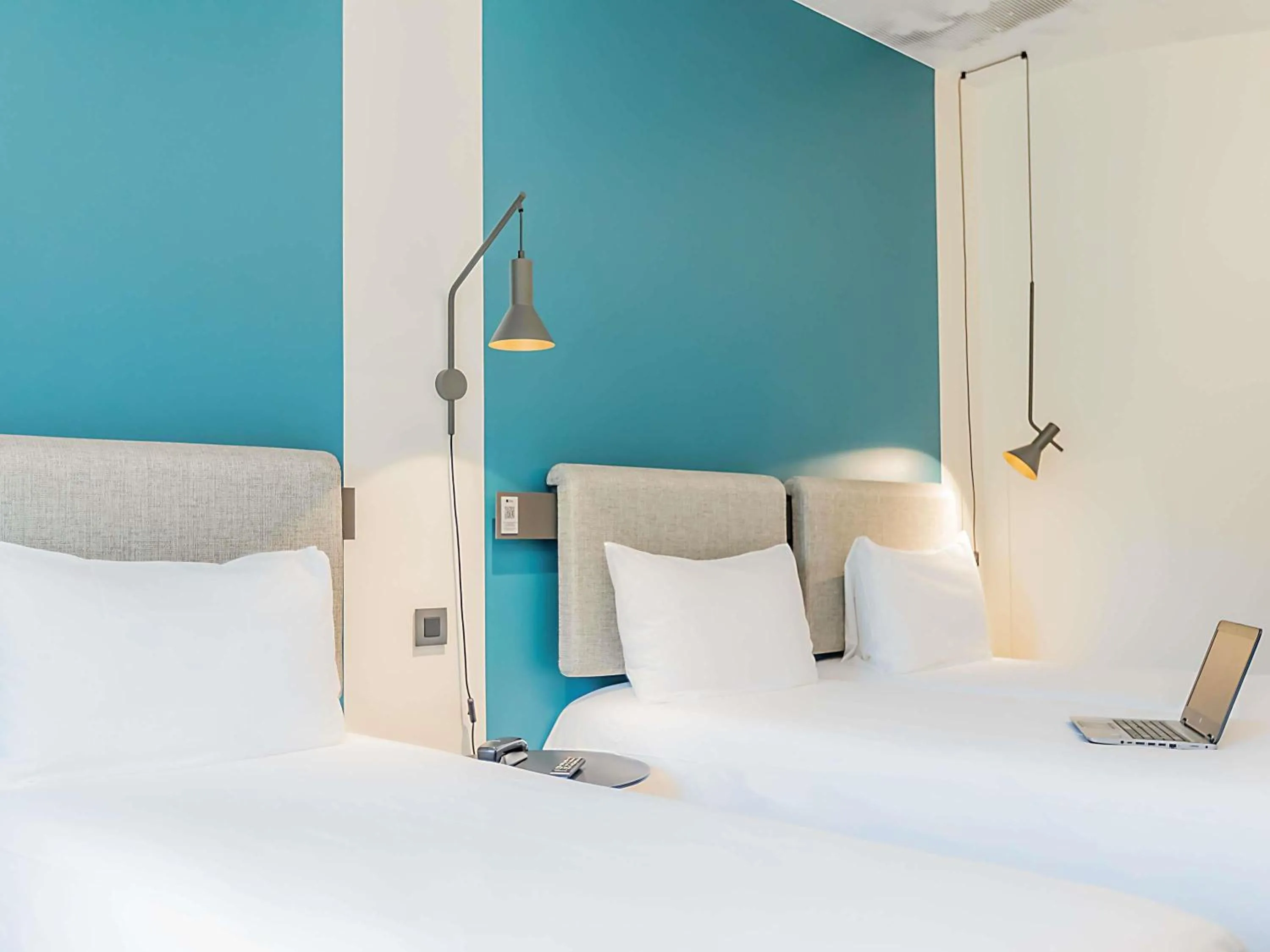 Bedroom, Bed in Hotel ibis Lisboa Alfragide