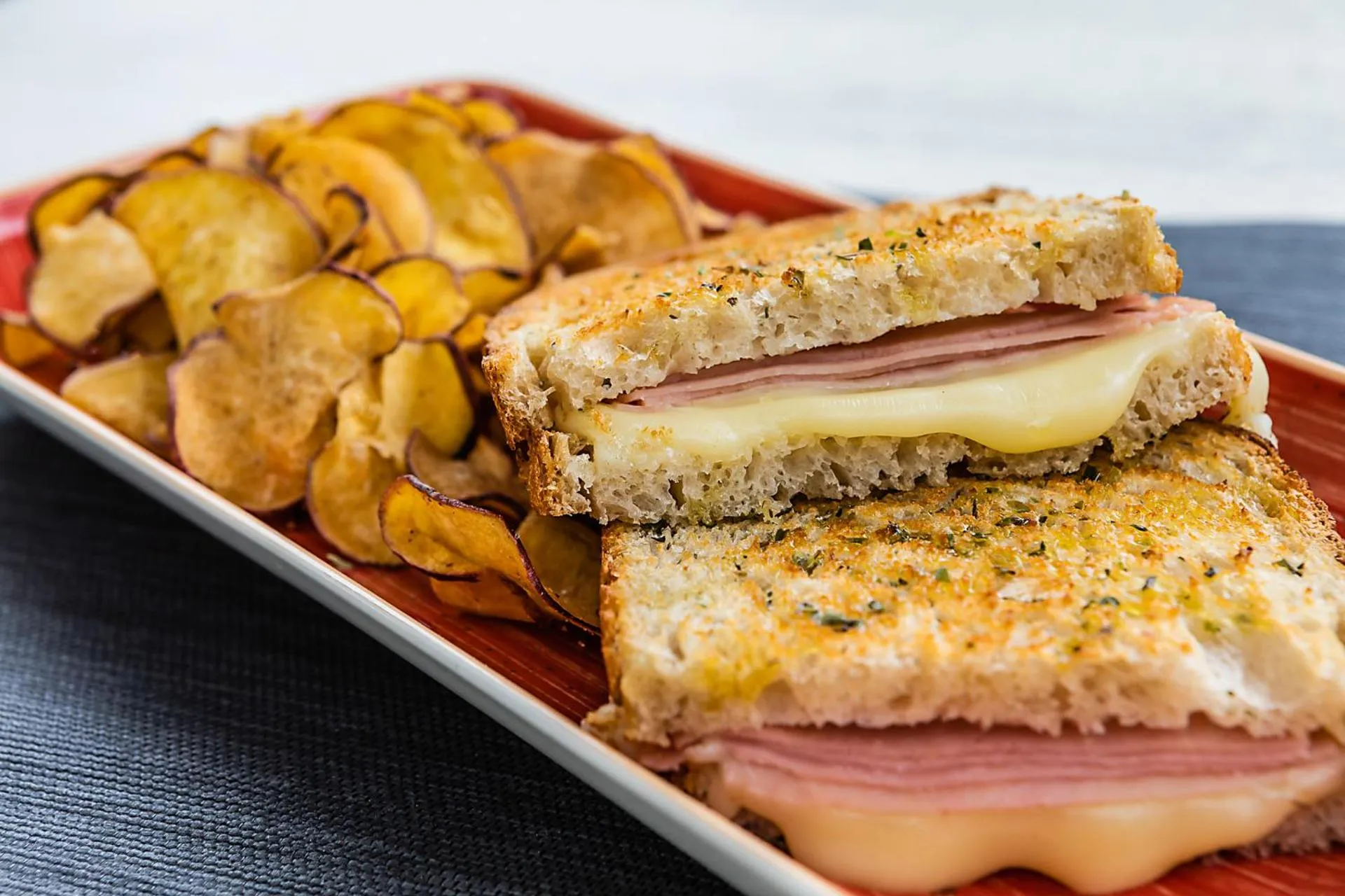 Restaurant/places to eat in Hotel ibis Lisboa Alfragide