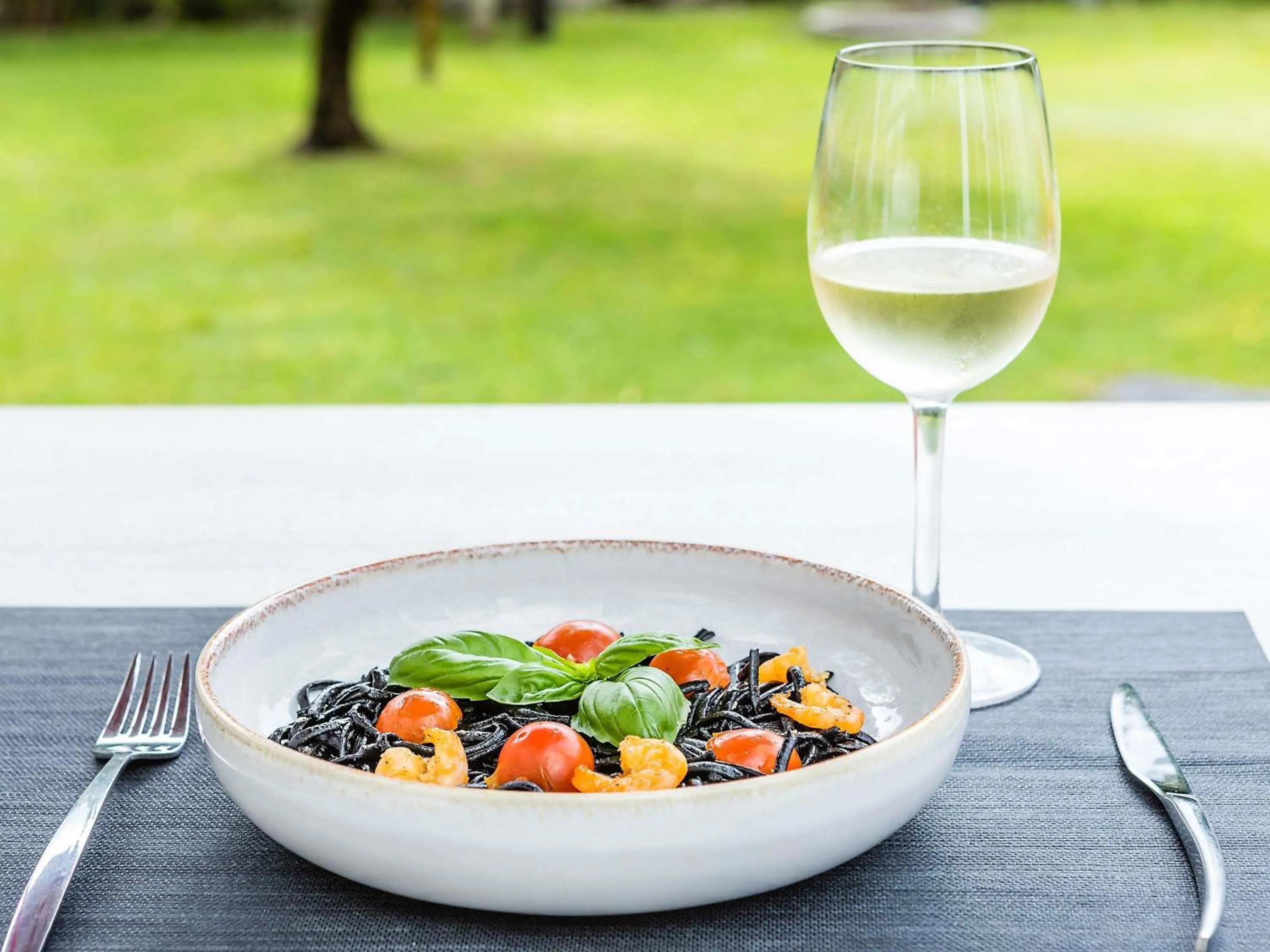 Lounge or bar in Hotel ibis Lisboa Alfragide