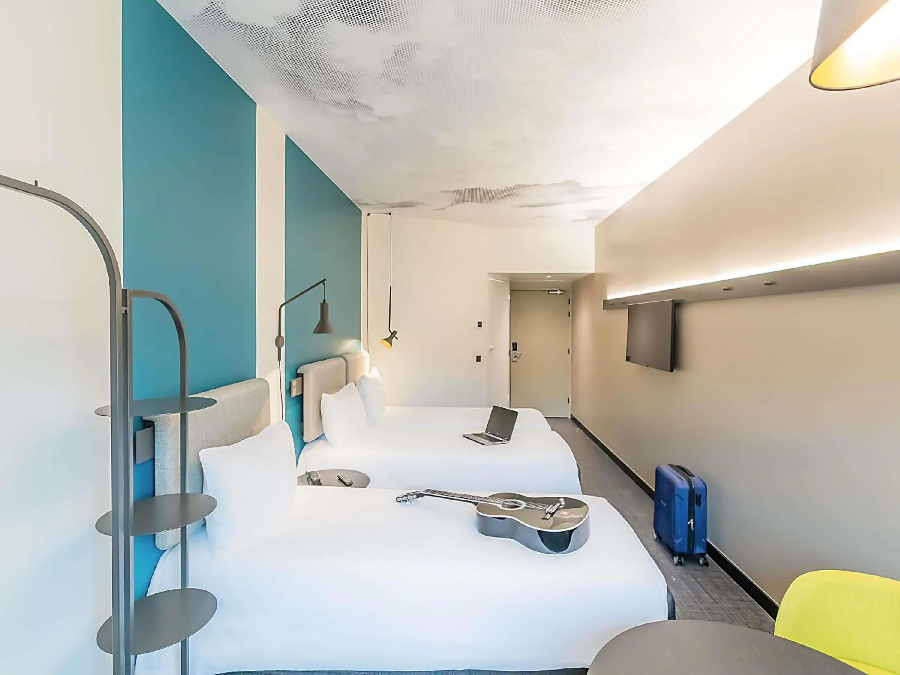 Bedroom, Bed in Hotel ibis Lisboa Alfragide Bedroom, Bed in Hotel ibis Lisboa Alfragide