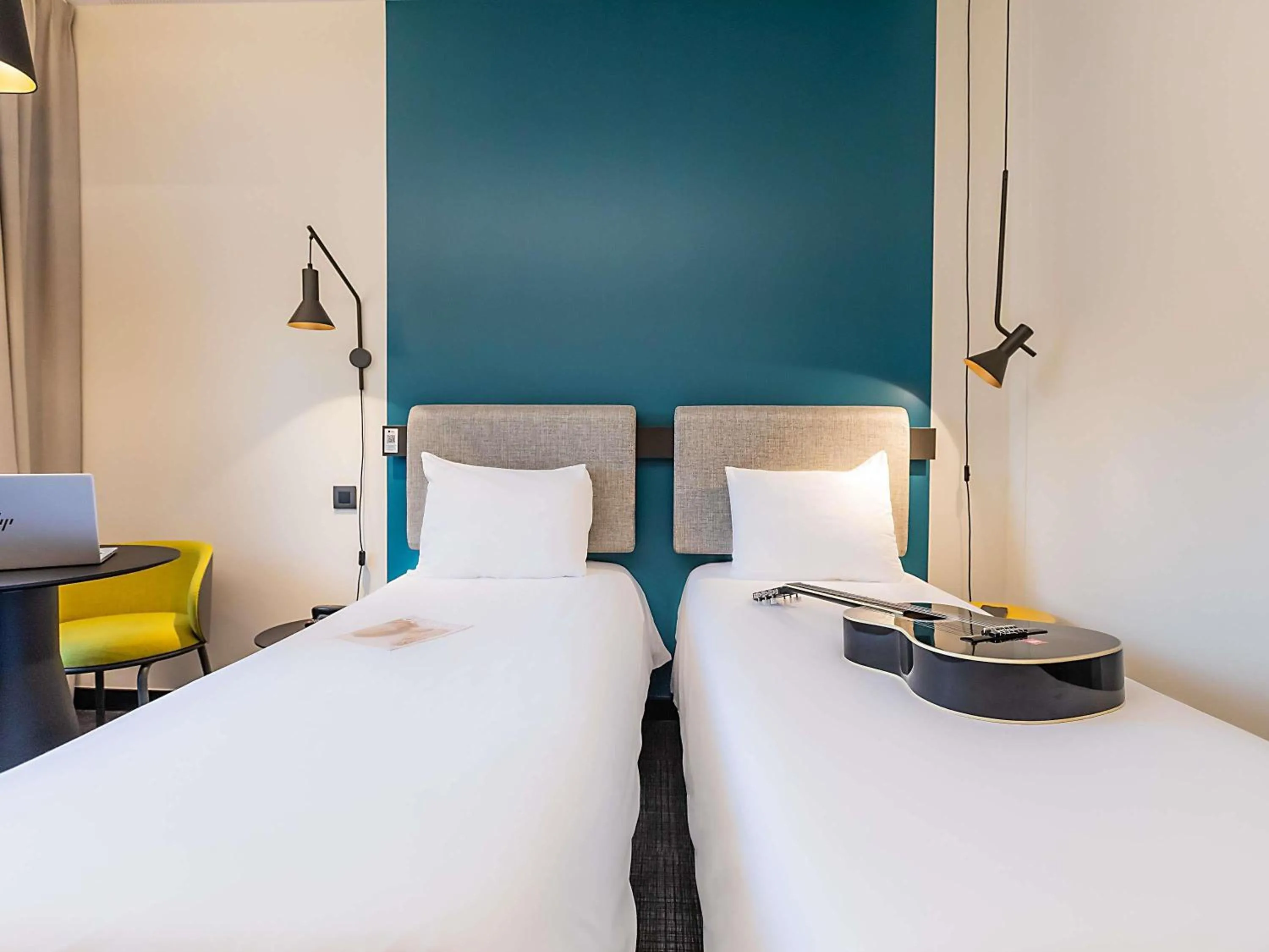 Bedroom, Bed in Hotel ibis Lisboa Alfragide