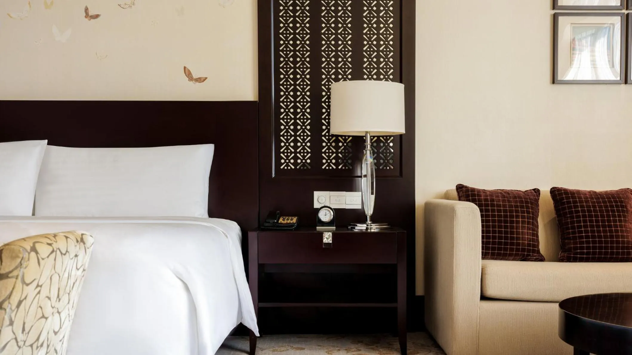 Photo of the whole room, Bed in InterContinental Wuxi by IHG