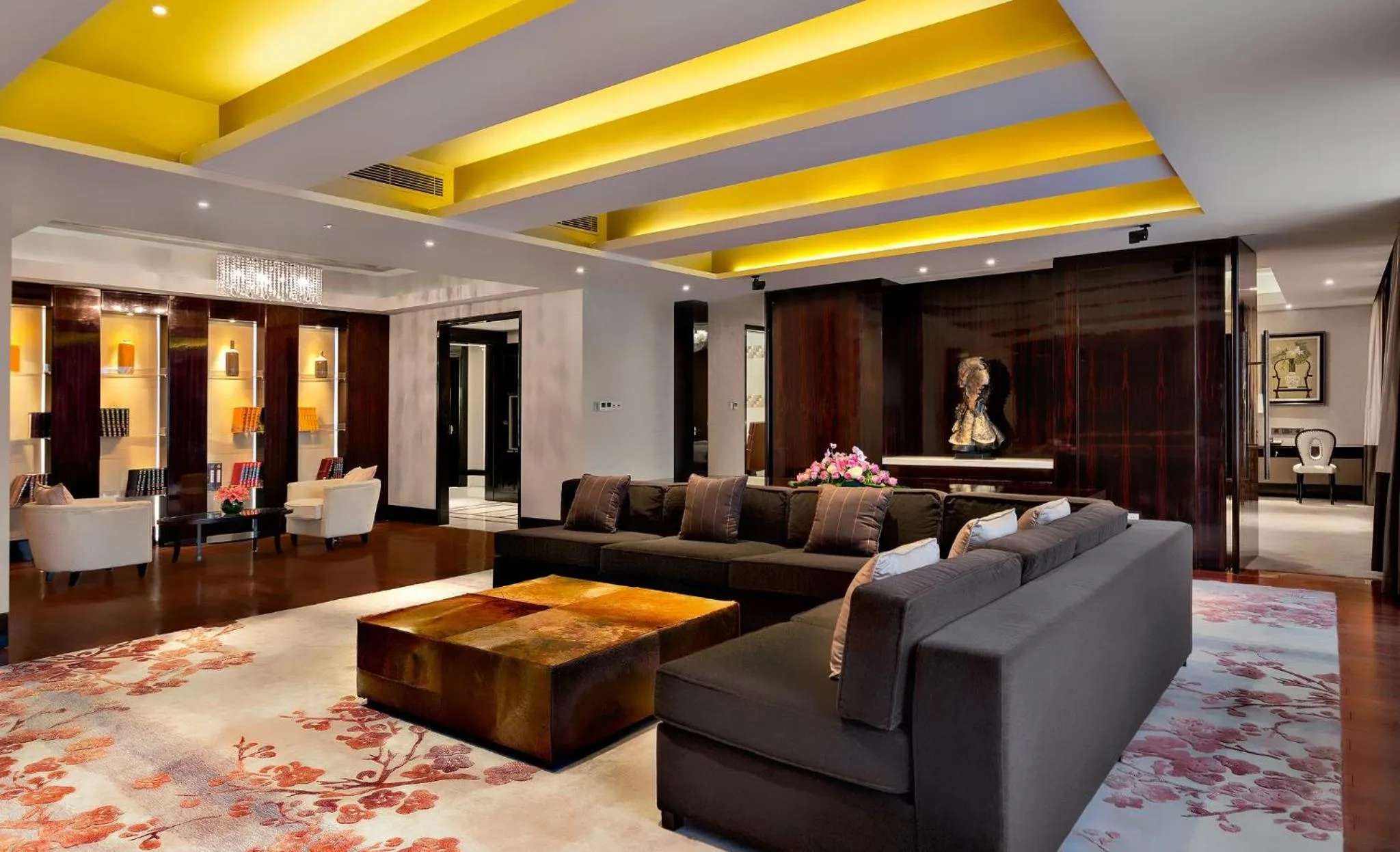 Photo of the whole room in InterContinental Wuxi by IHG