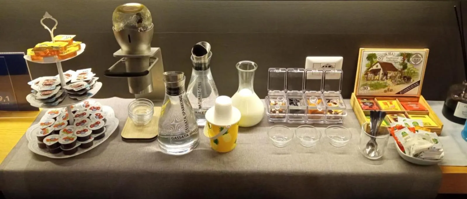 Buffet breakfast in Concept Terrace Hotel