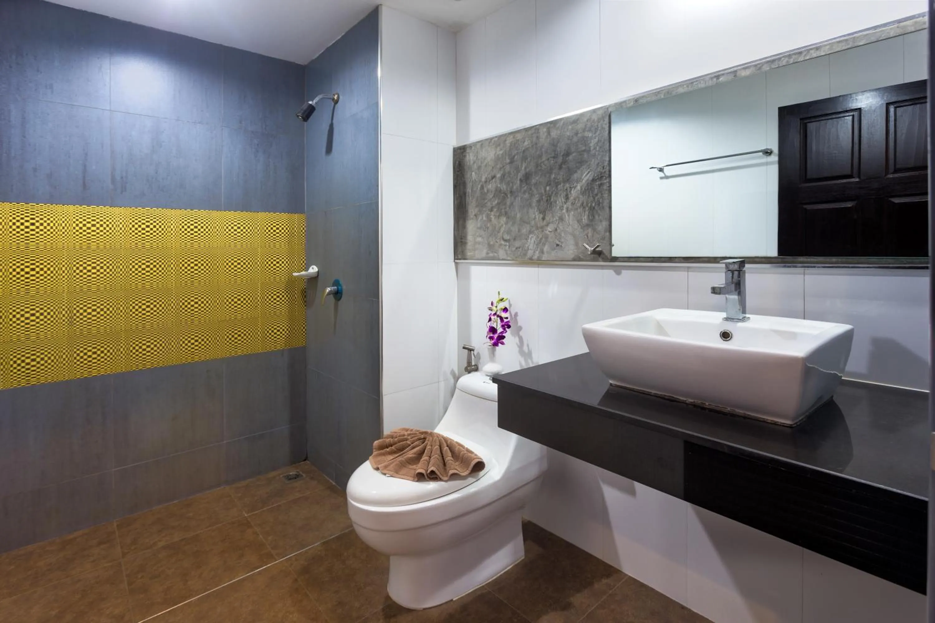 Shower in Memory Boutique Patong