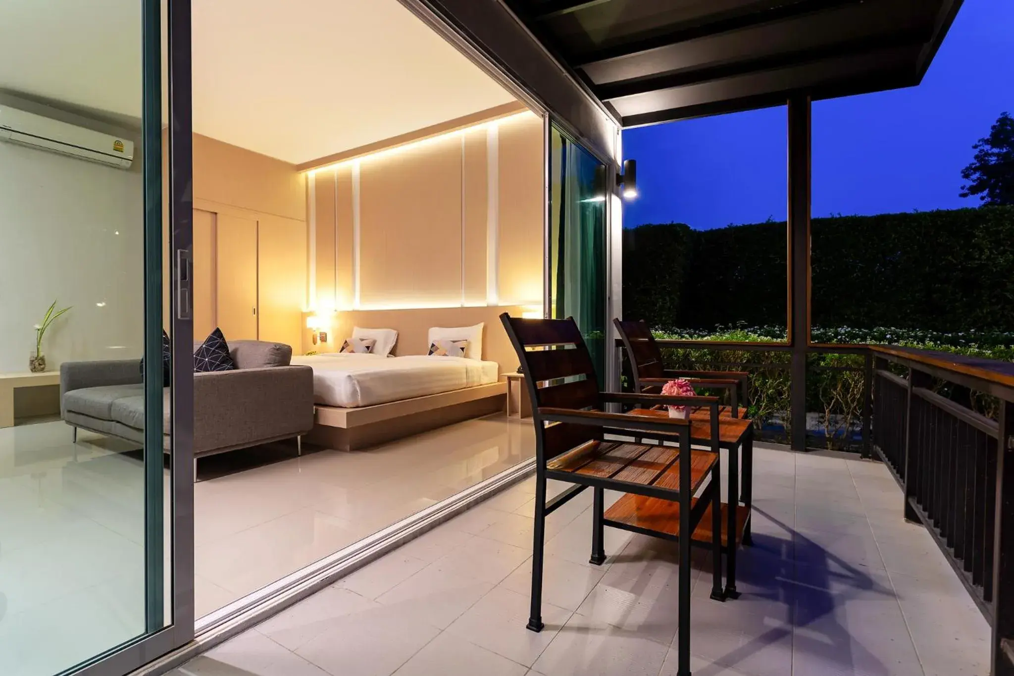 Balcony/Terrace, Bed in The Palmery Resort Balcony/Terrace, Bed in The Palmery Resort