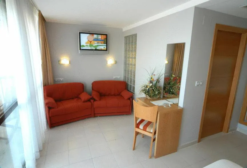 Photo of the whole room in Hotel Montemar