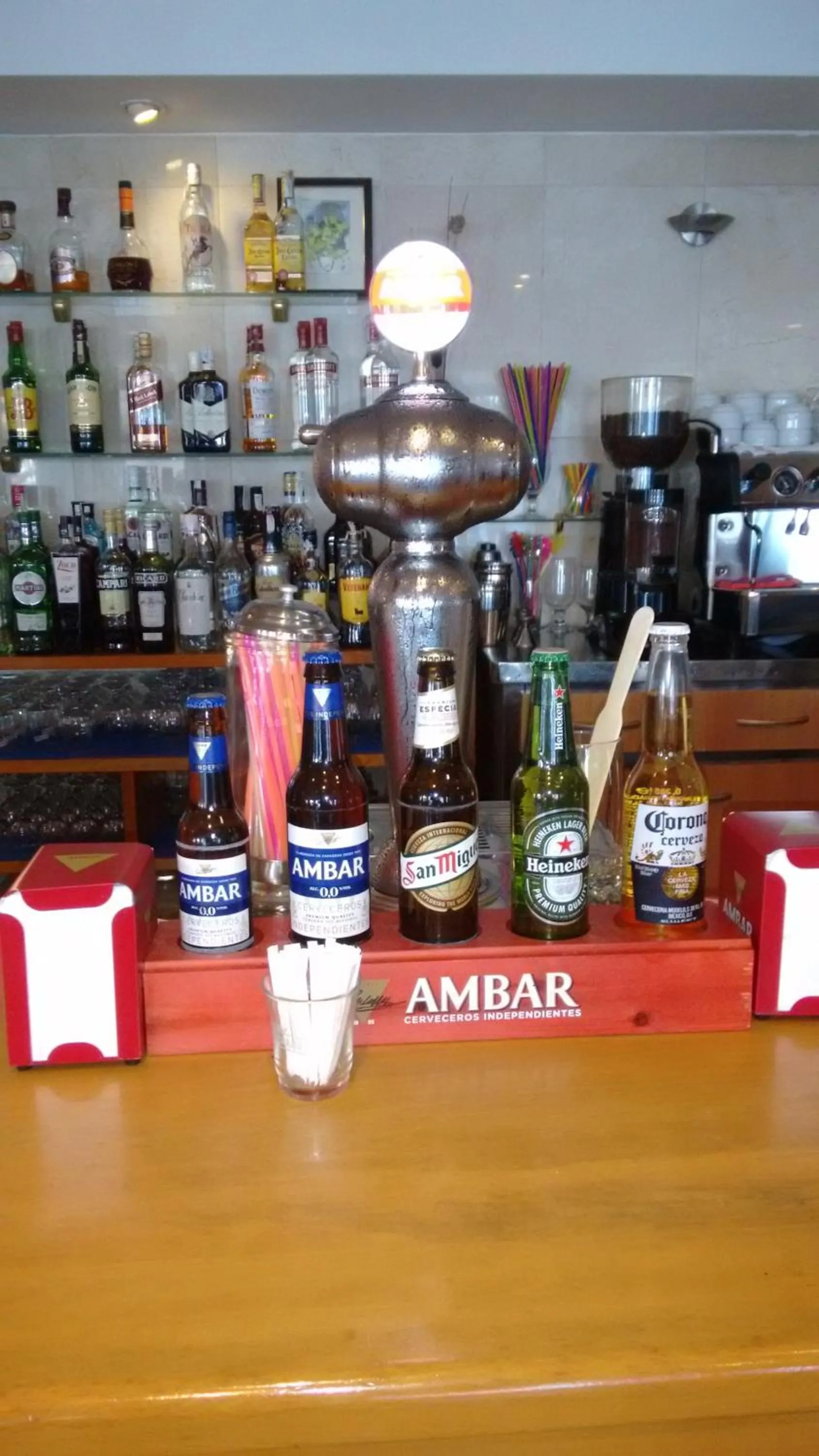 Lounge or bar in Hotel Montemar