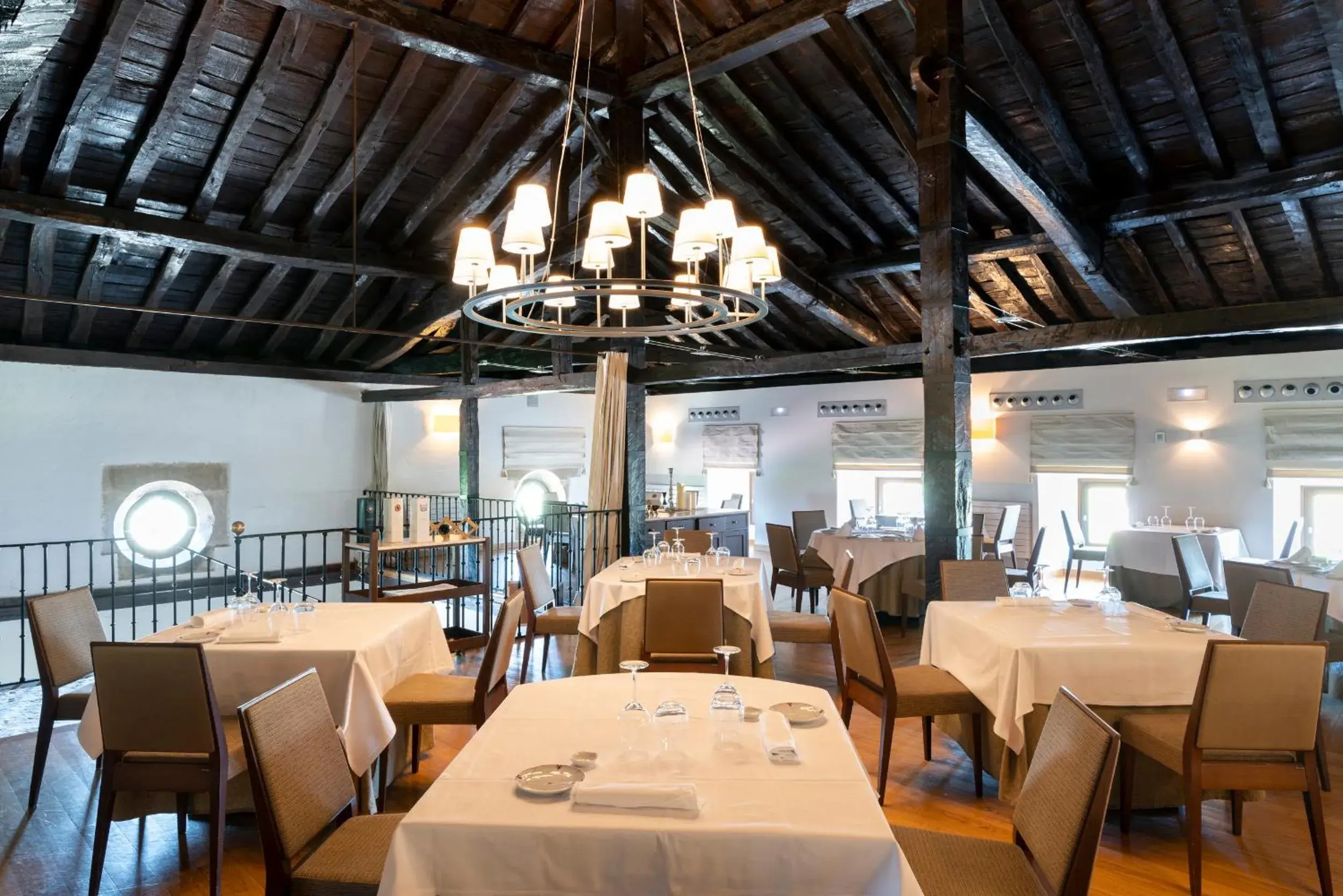 Restaurant/places to eat in Parador de Argómaniz Restaurant/places to eat in Parador de Argómaniz