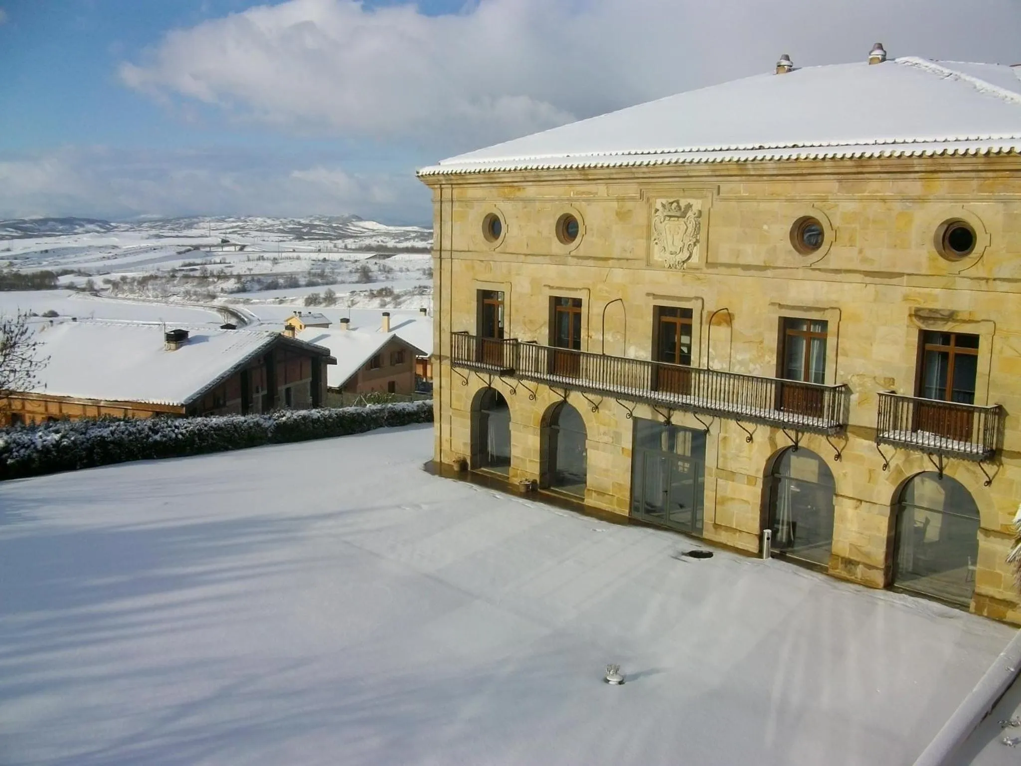 Facade/entrance in Parador de Argómaniz