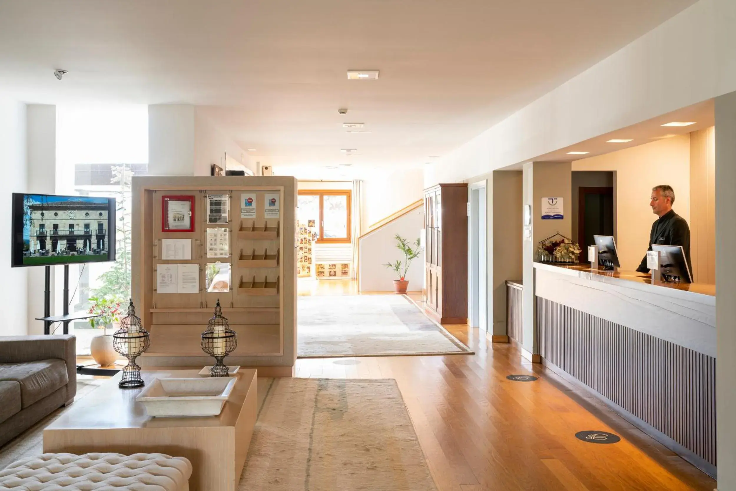 Lobby or reception in Parador de Argómaniz Lobby or reception in Parador de Argómaniz