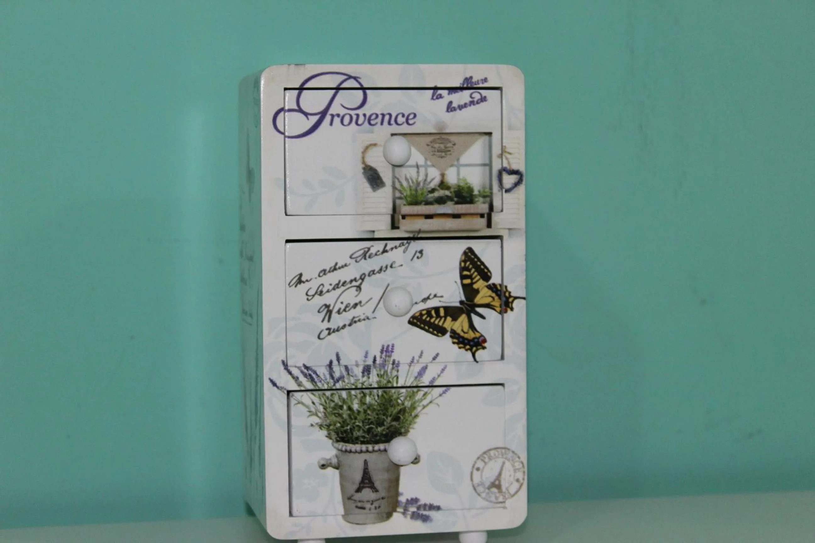 Decorative detail in Viaggio a Napoli B&B