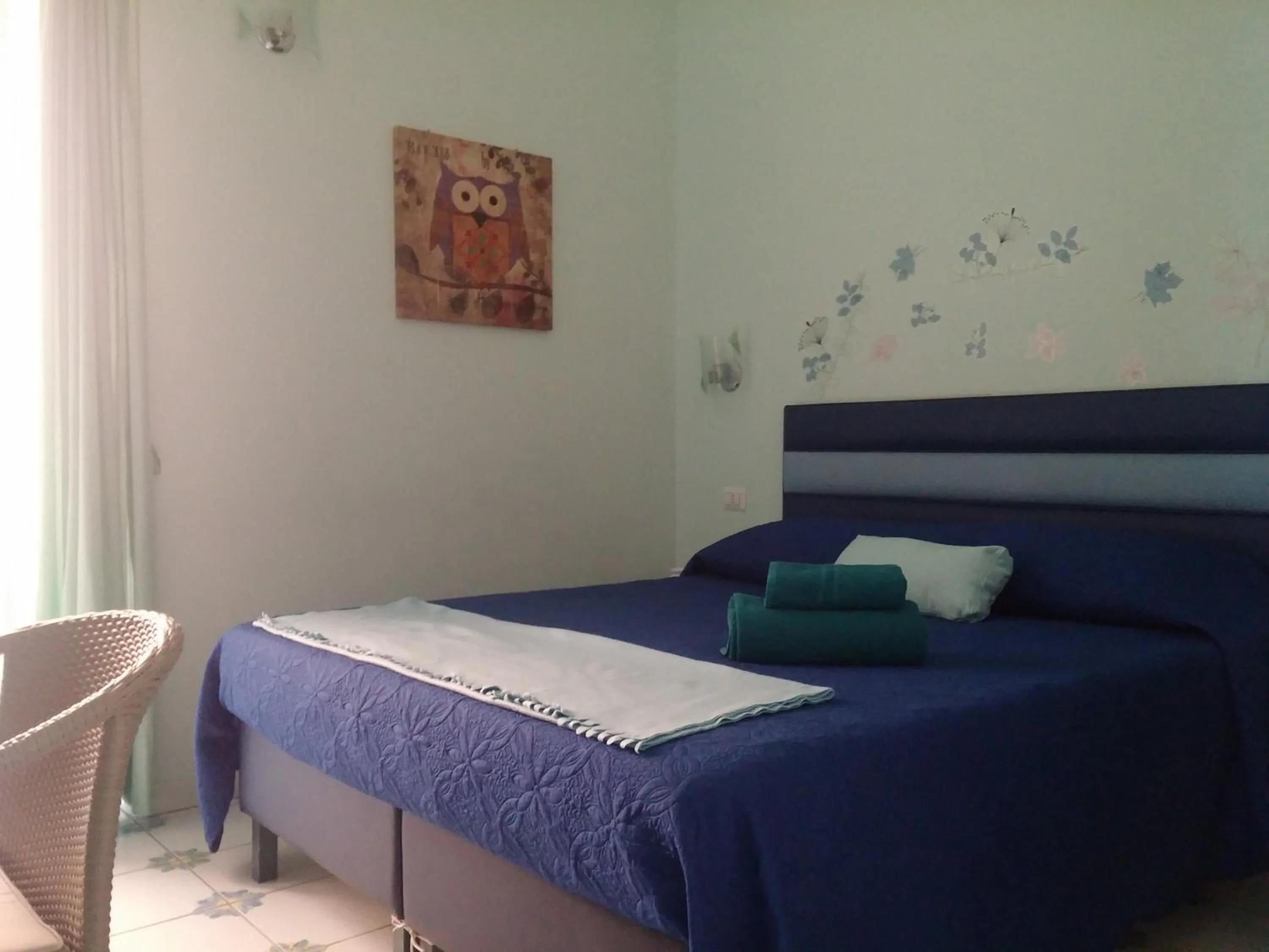 Bedroom, Bed in Viaggio a Napoli B&B