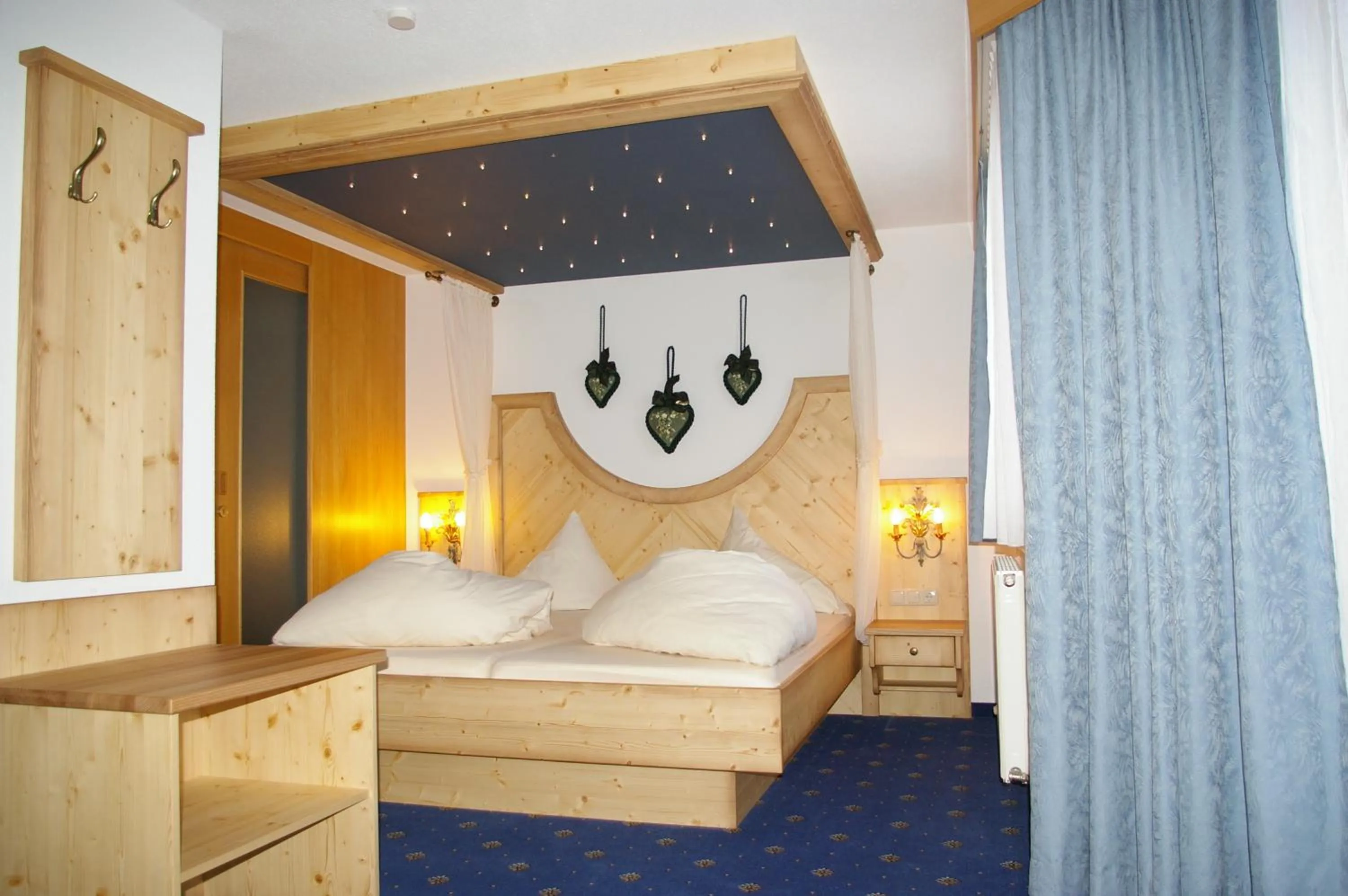 Photo of the whole room in Gasthof Martha