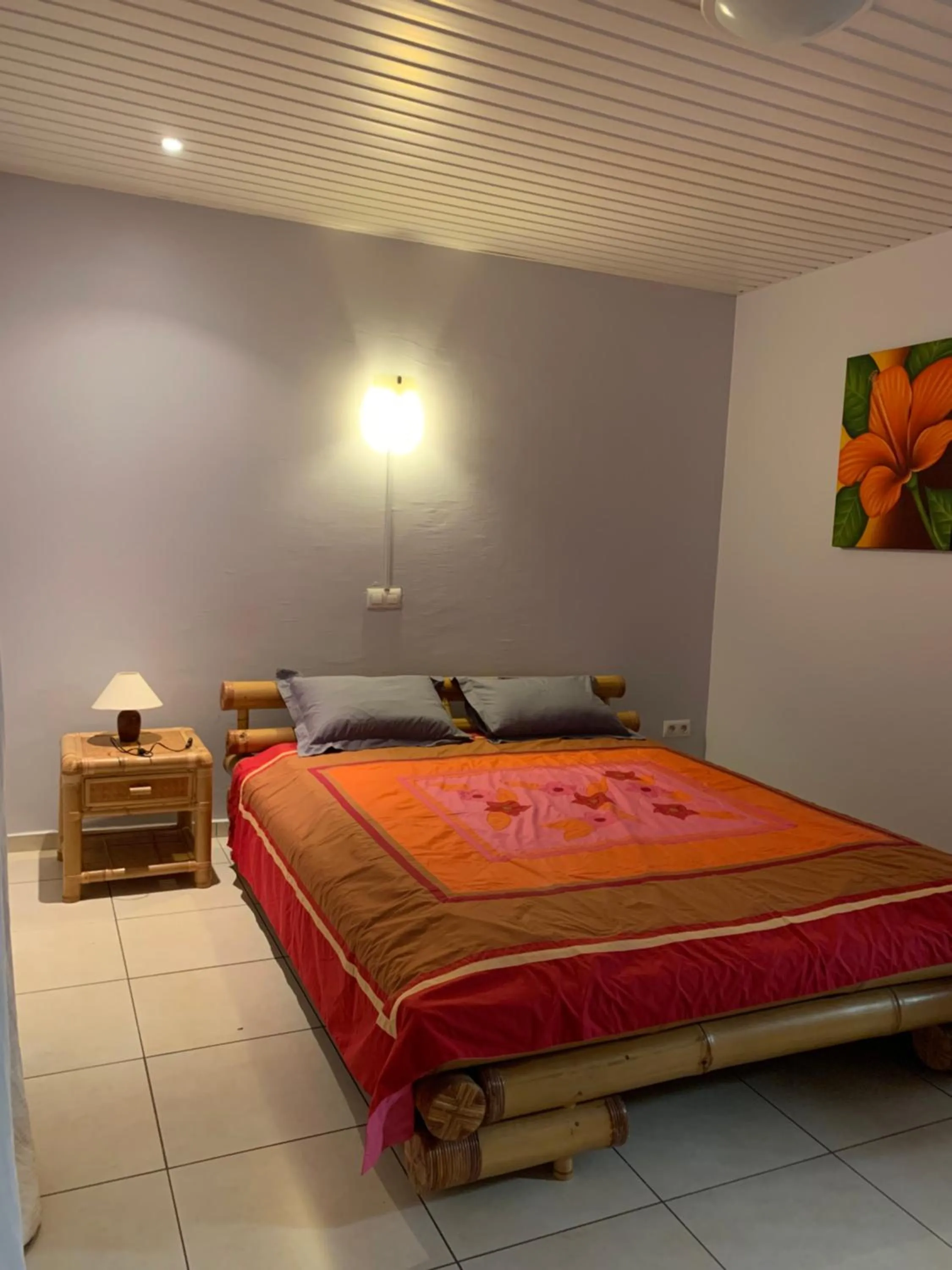 Bed in City Home Tahiti