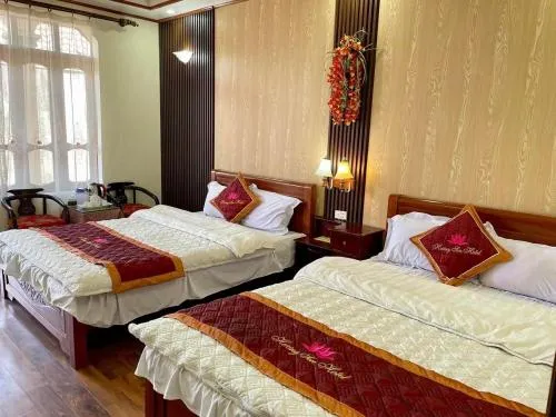 Bed in Lotus Hotel