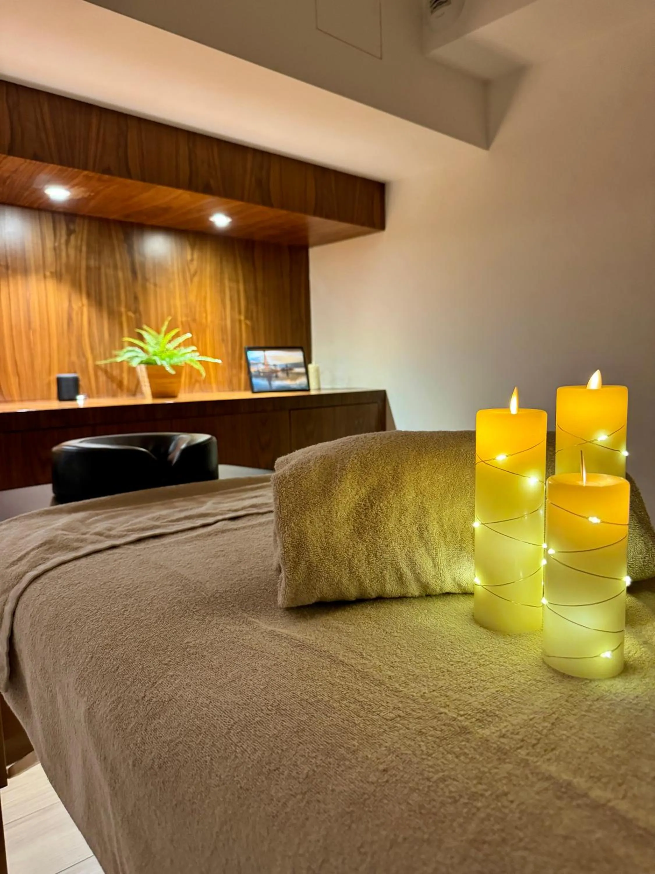 Massage, Bed in Hotel Restaurant La Vague de Saint Paul