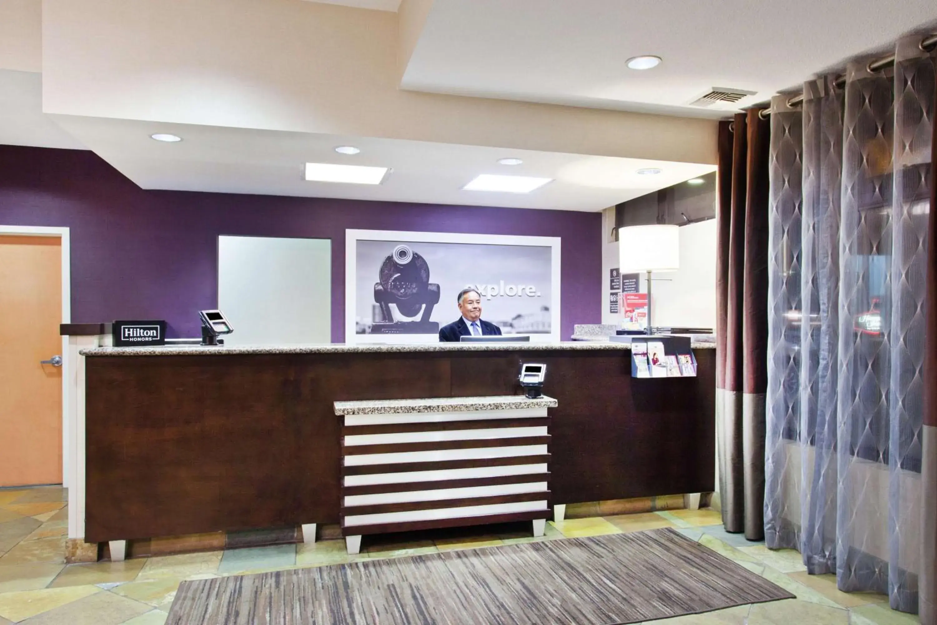 Lobby or reception in Hampton Inn Santa Cruz Lobby or reception in Hampton Inn Santa Cruz