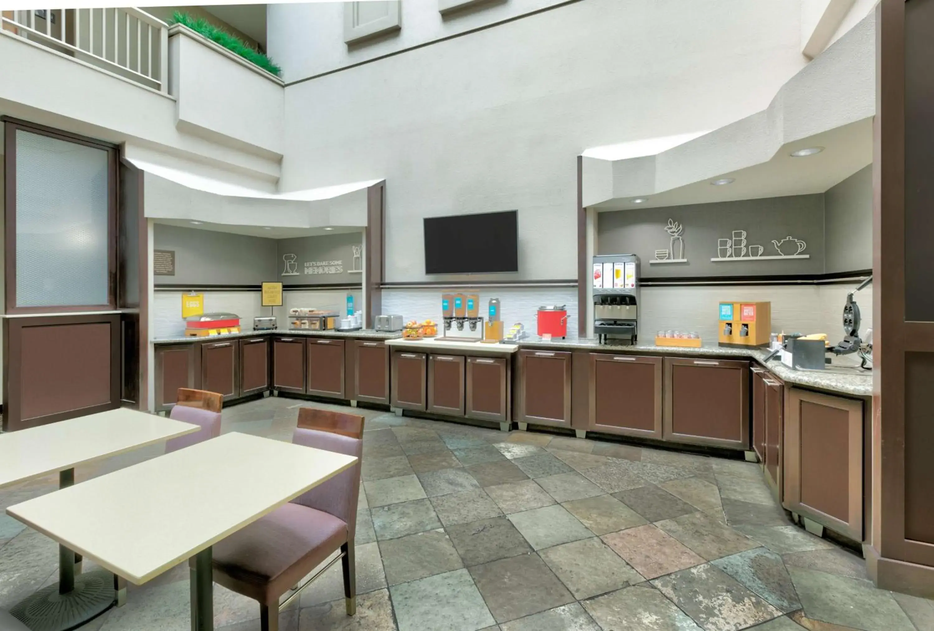 Breakfast in Hampton Inn Santa Cruz Breakfast in Hampton Inn Santa Cruz