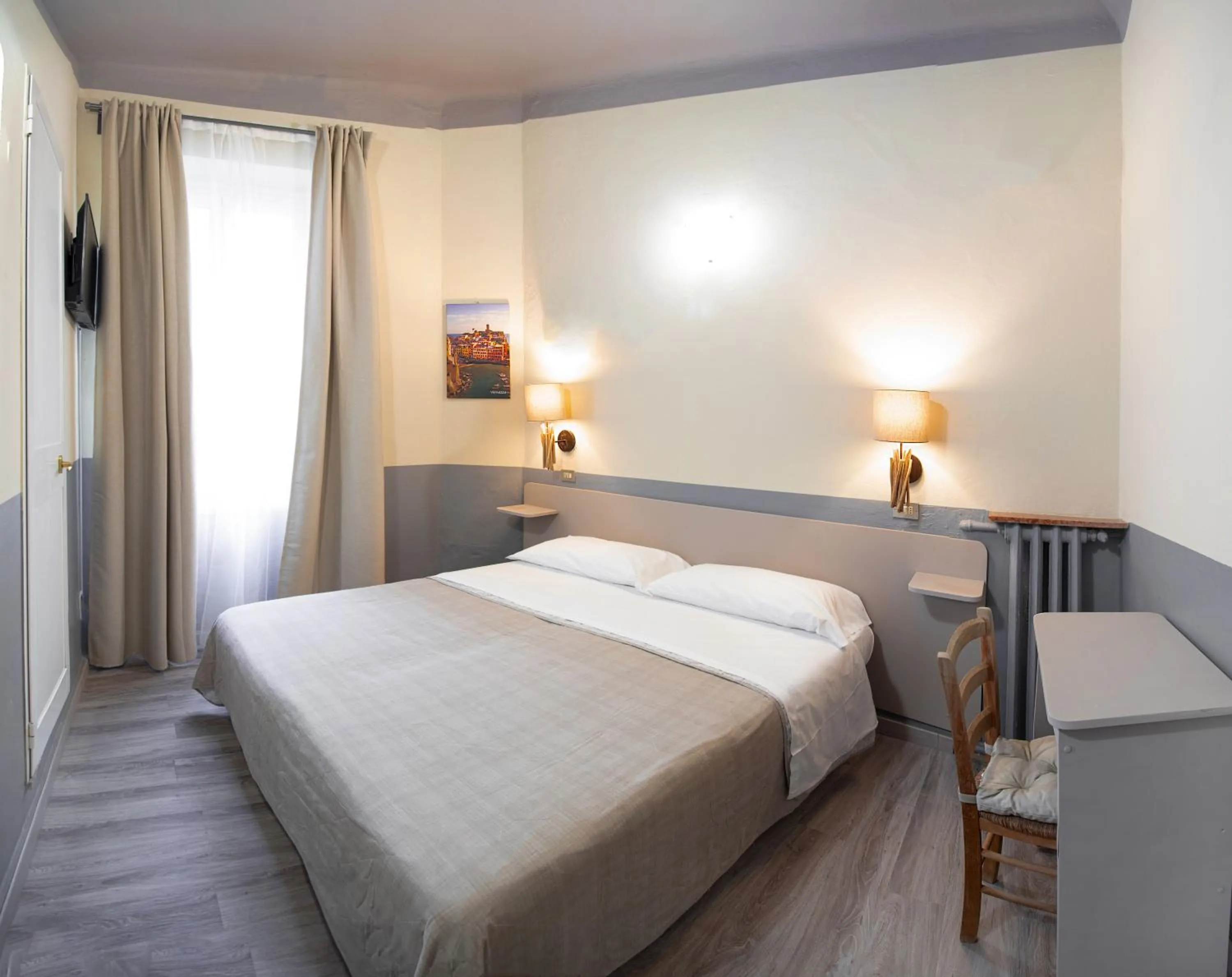 Photo of the whole room, Bed in Albergo La Villetta