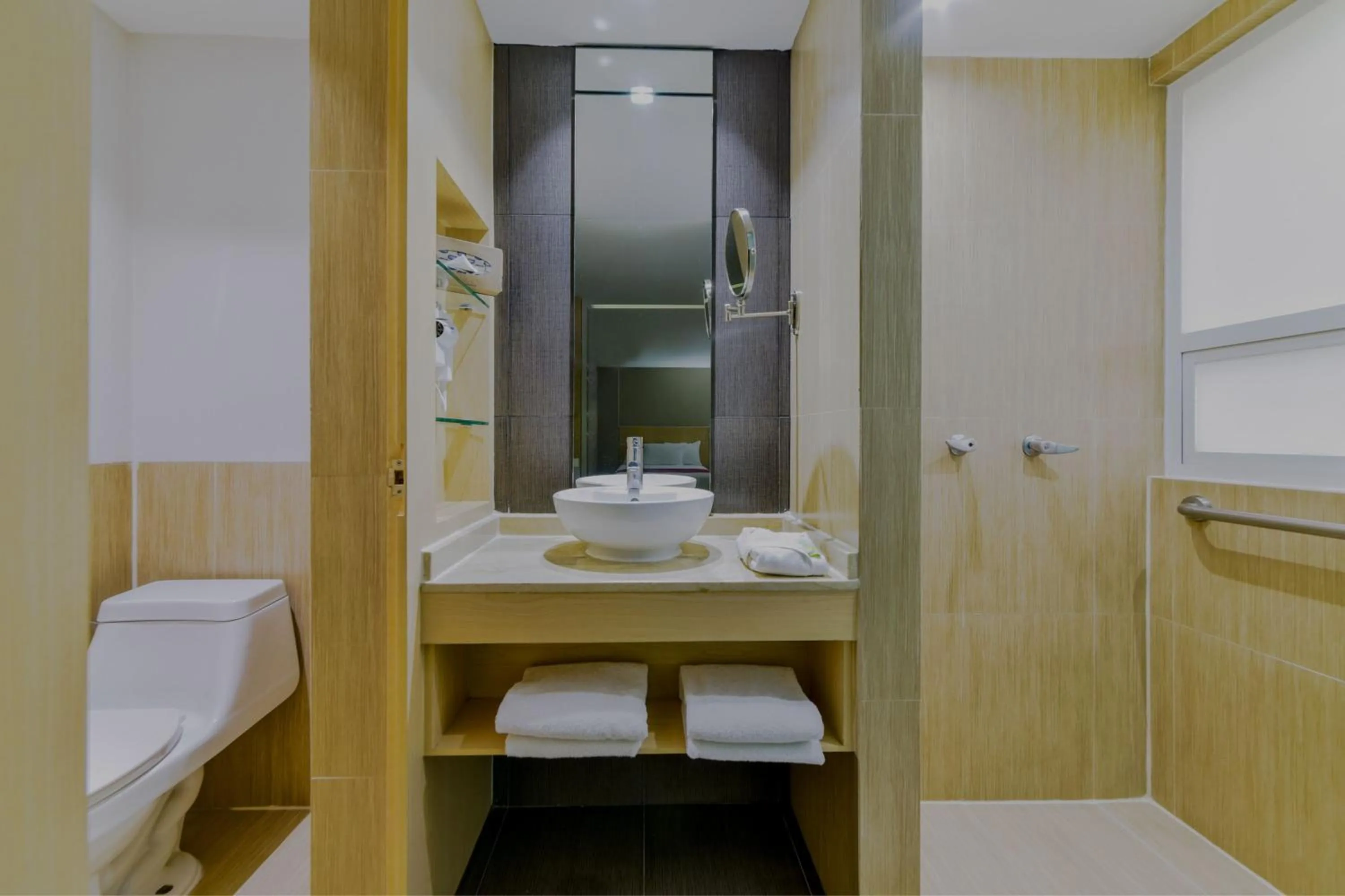 Bathroom in City Express by Marriott Ciudad de México Alameda