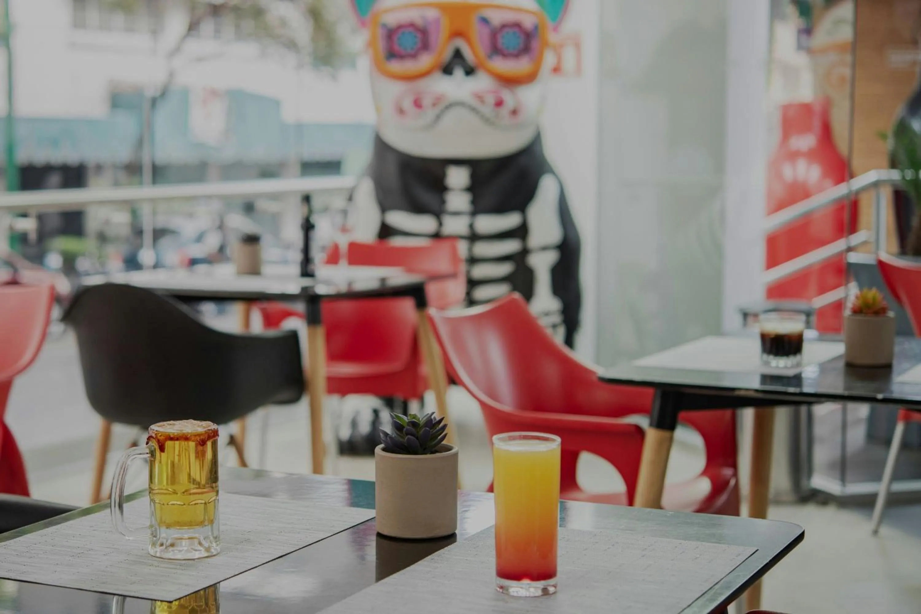 Lounge or bar in City Express by Marriott Ciudad de México Alameda