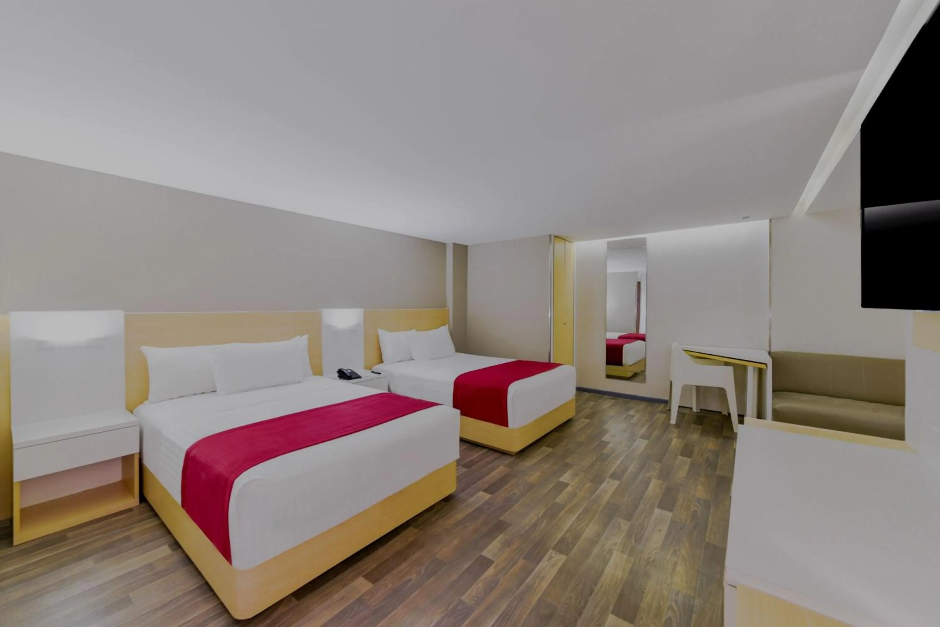 Photo of the whole room, Bed in City Express by Marriott Ciudad de México Alameda