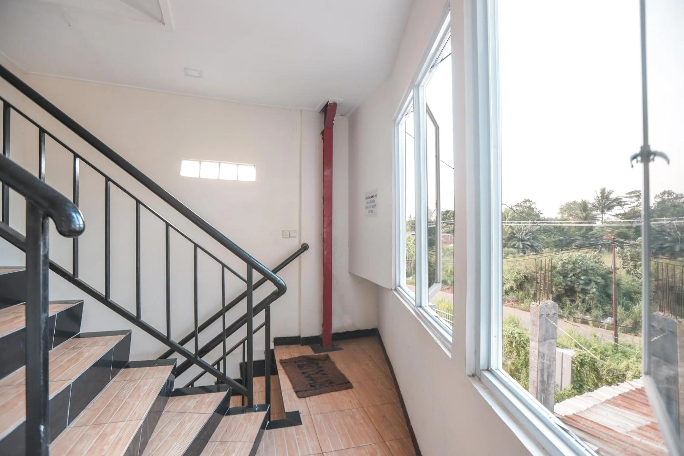 Lobby or reception in Hotel O Alfa Guest House