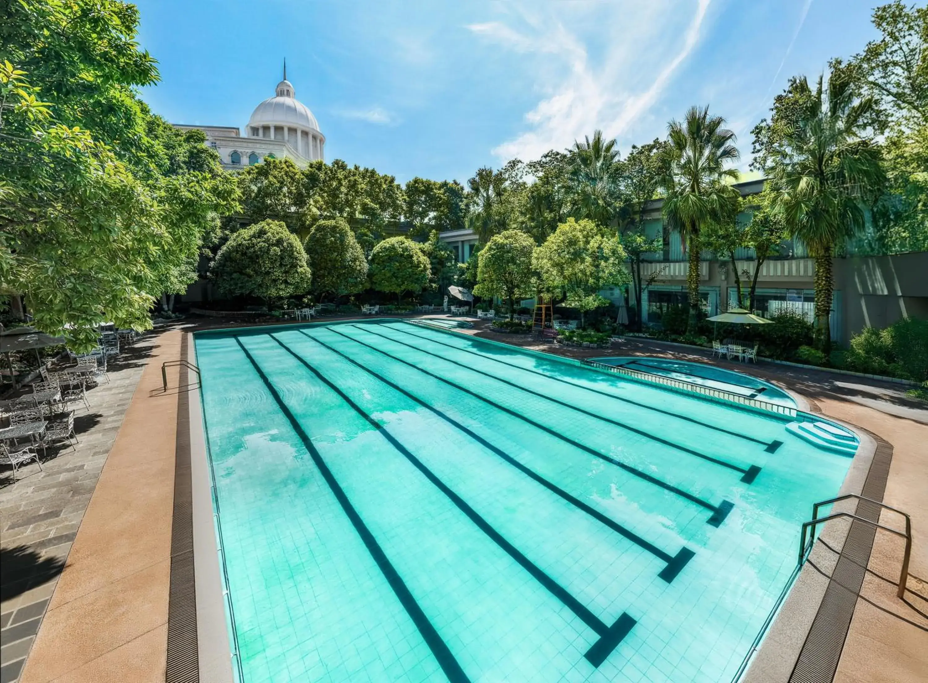 Swimming pool in Yun'an Huidu Hotel Swimming pool in Yun'an Huidu Hotel