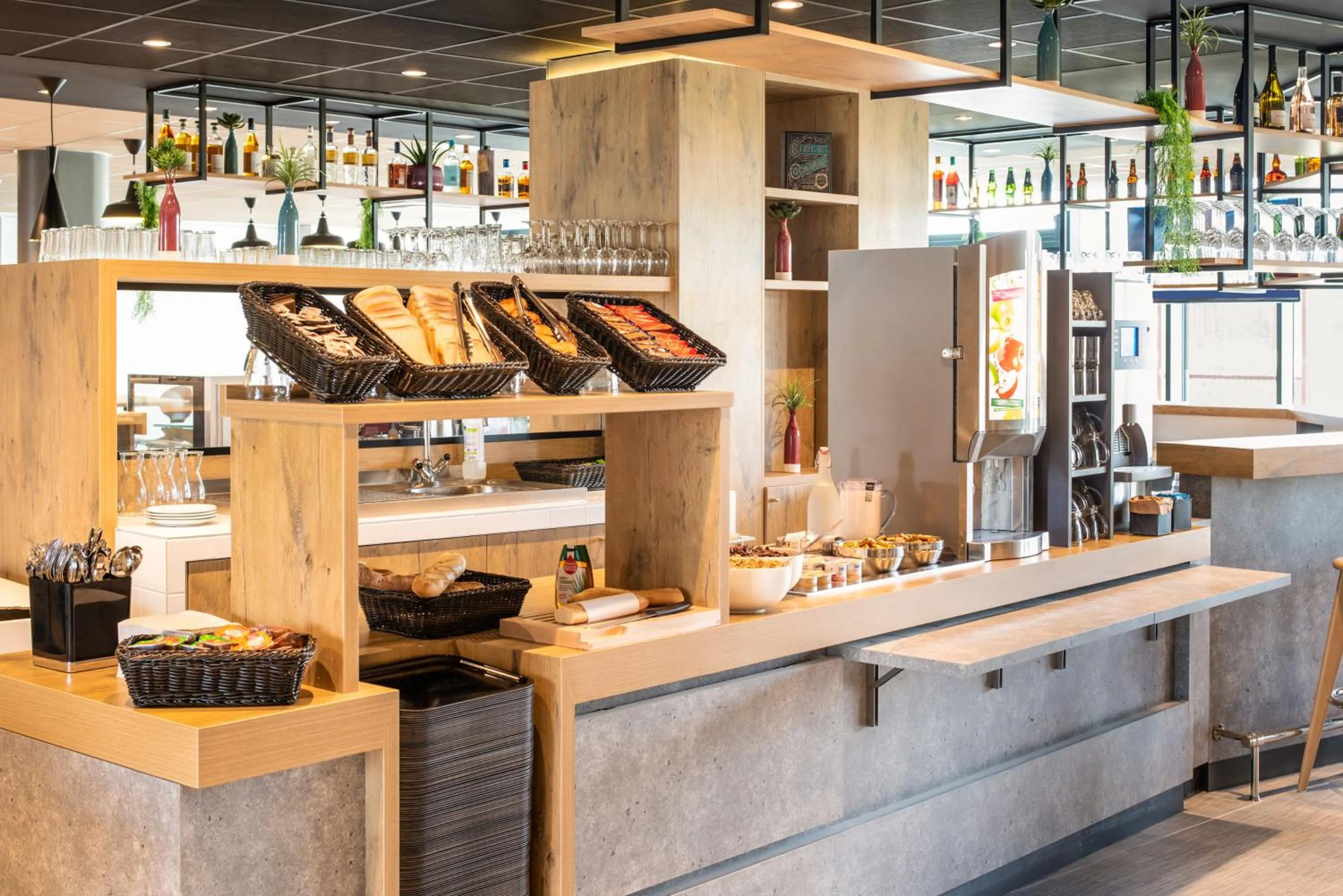 Continental breakfast in ibis budget Gonesse Le Bourget