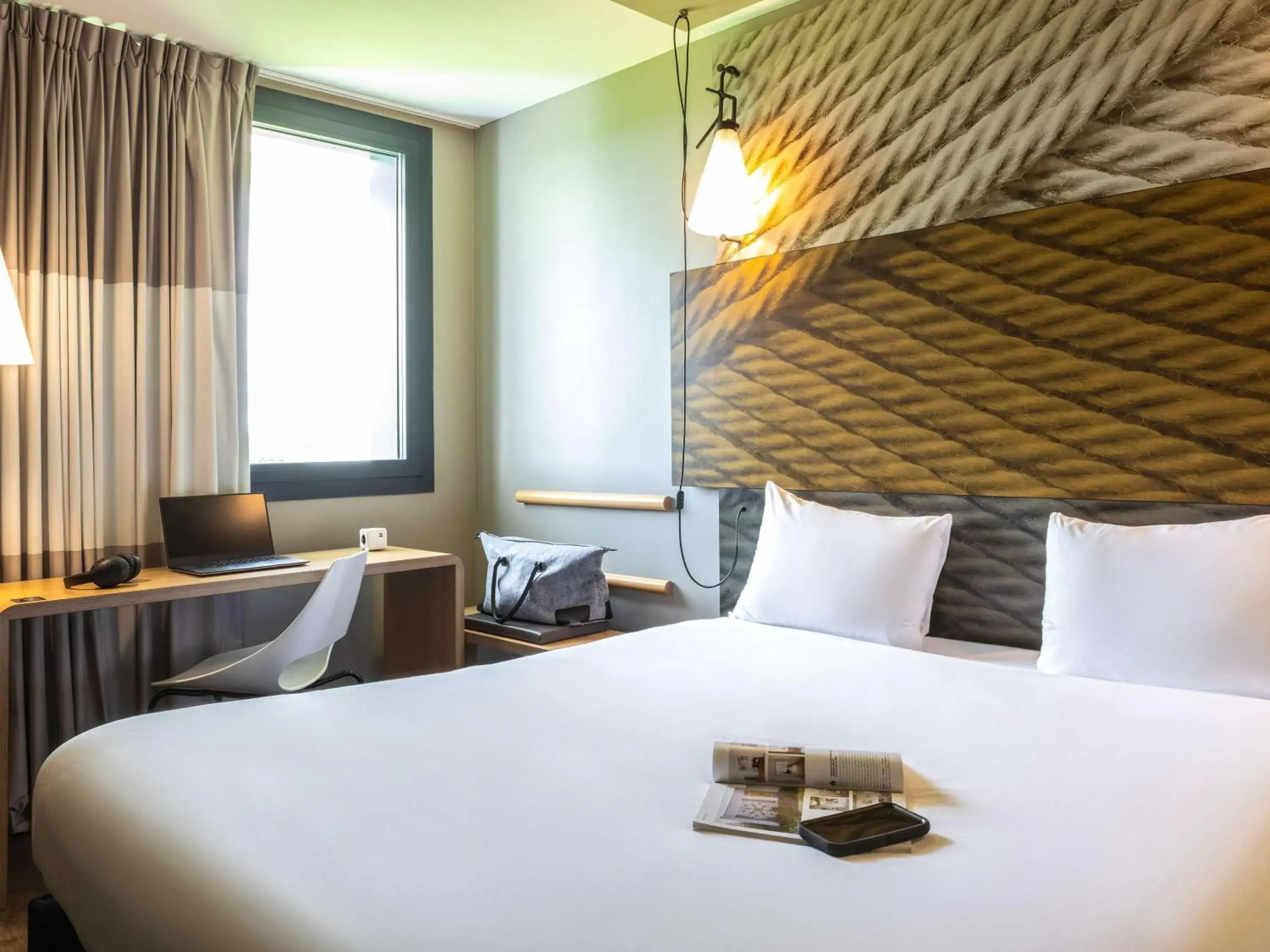 Bedroom, Bed in ibis Gonesse Le Bourget Bedroom, Bed in ibis Gonesse Le Bourget