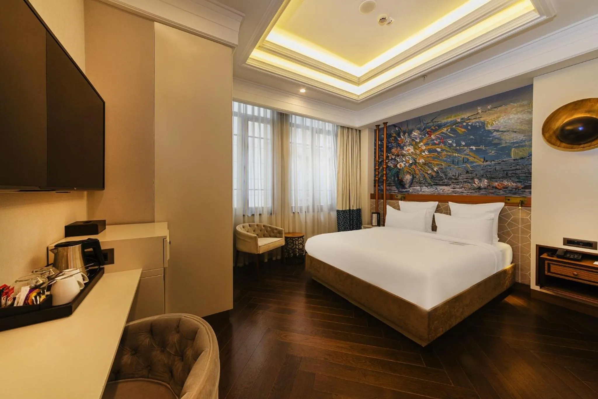 Photo of the whole room, Bed in Mercure Istanbul Sirkeci